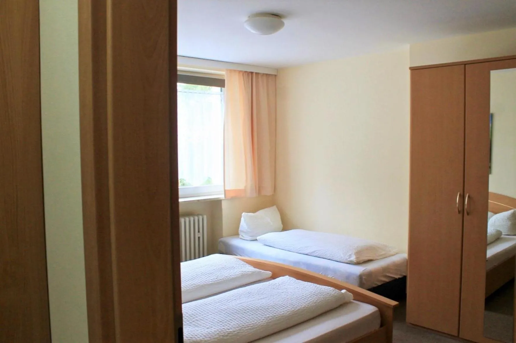 Bed in Hotel Carolaruh