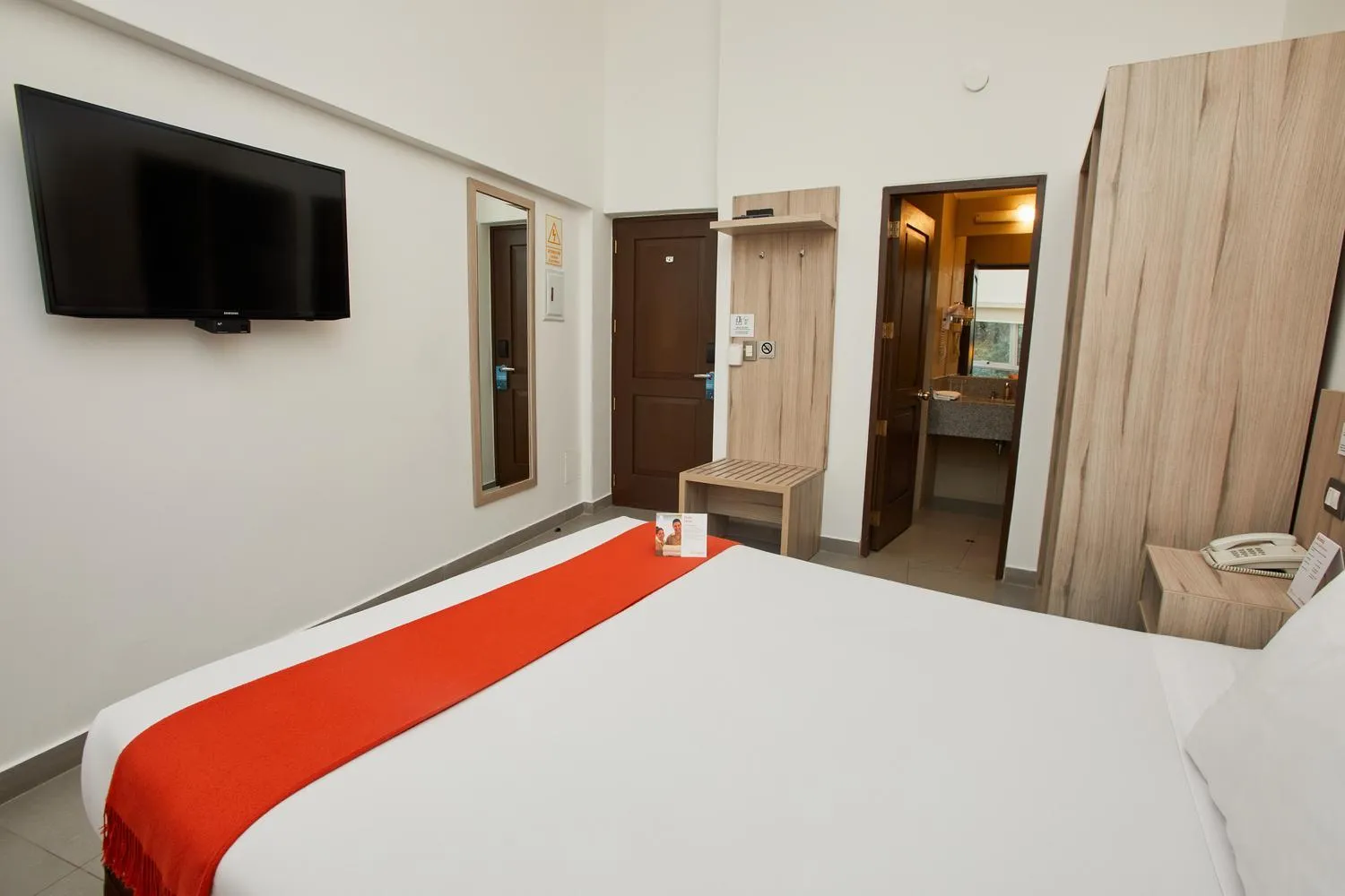 Photo of the whole room, Bed in Casa Andina Standard Machu Picchu