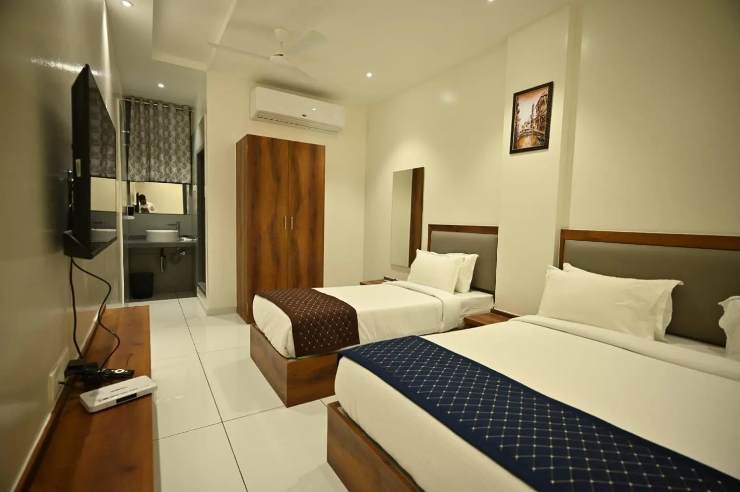 Bed in The Sky Land Hotel & Restaurant