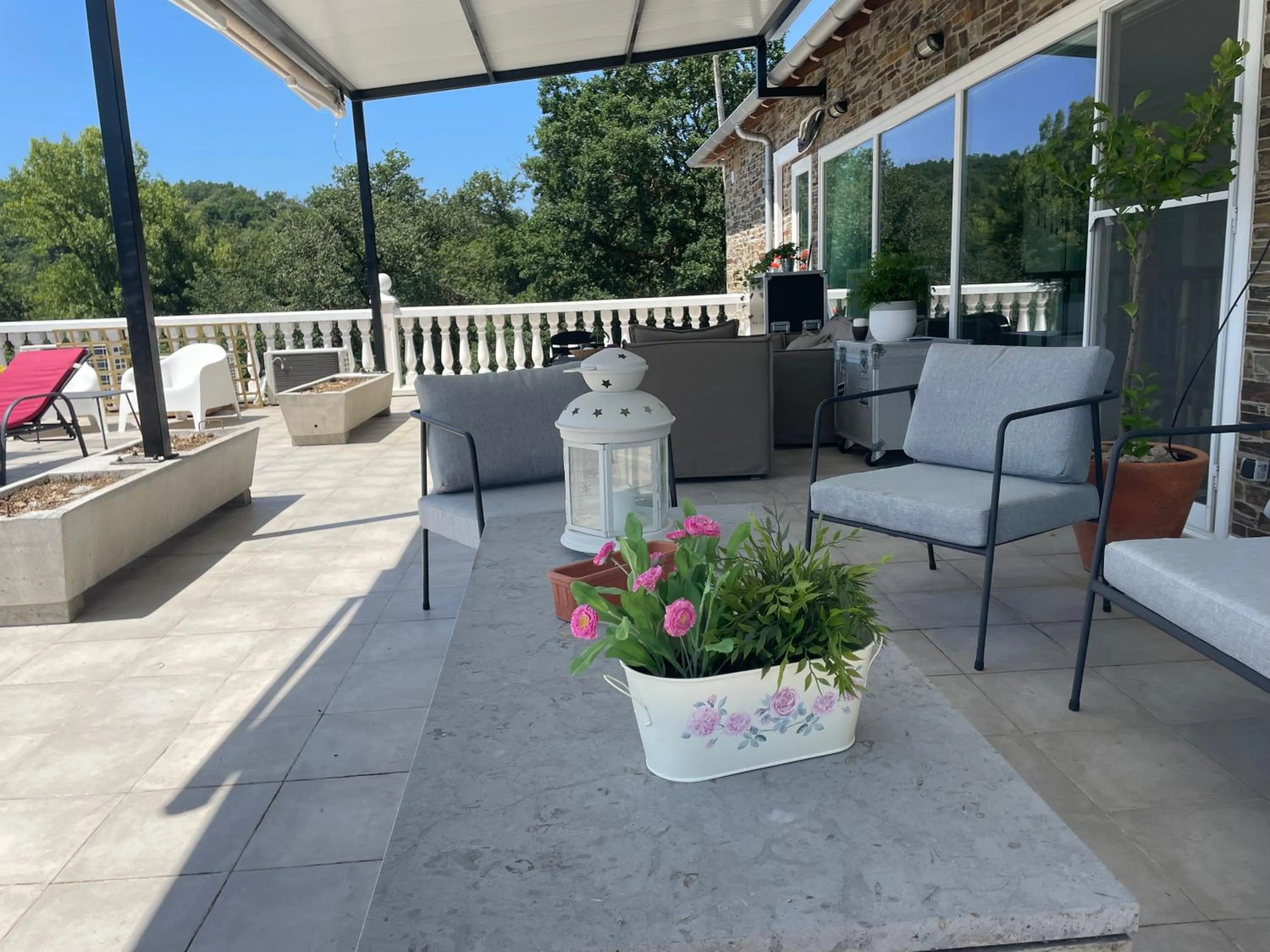 Internal: Not applicable to any particular room in Casa Acougo, Sarria