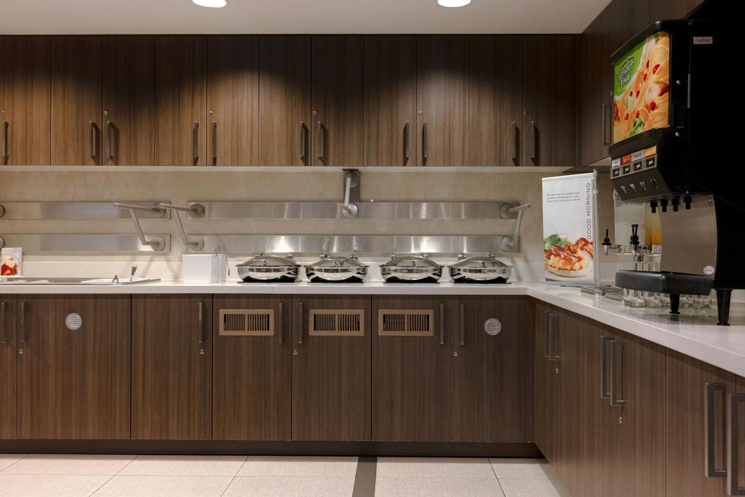 Breakfast in Residence Inn by Marriott Pullman