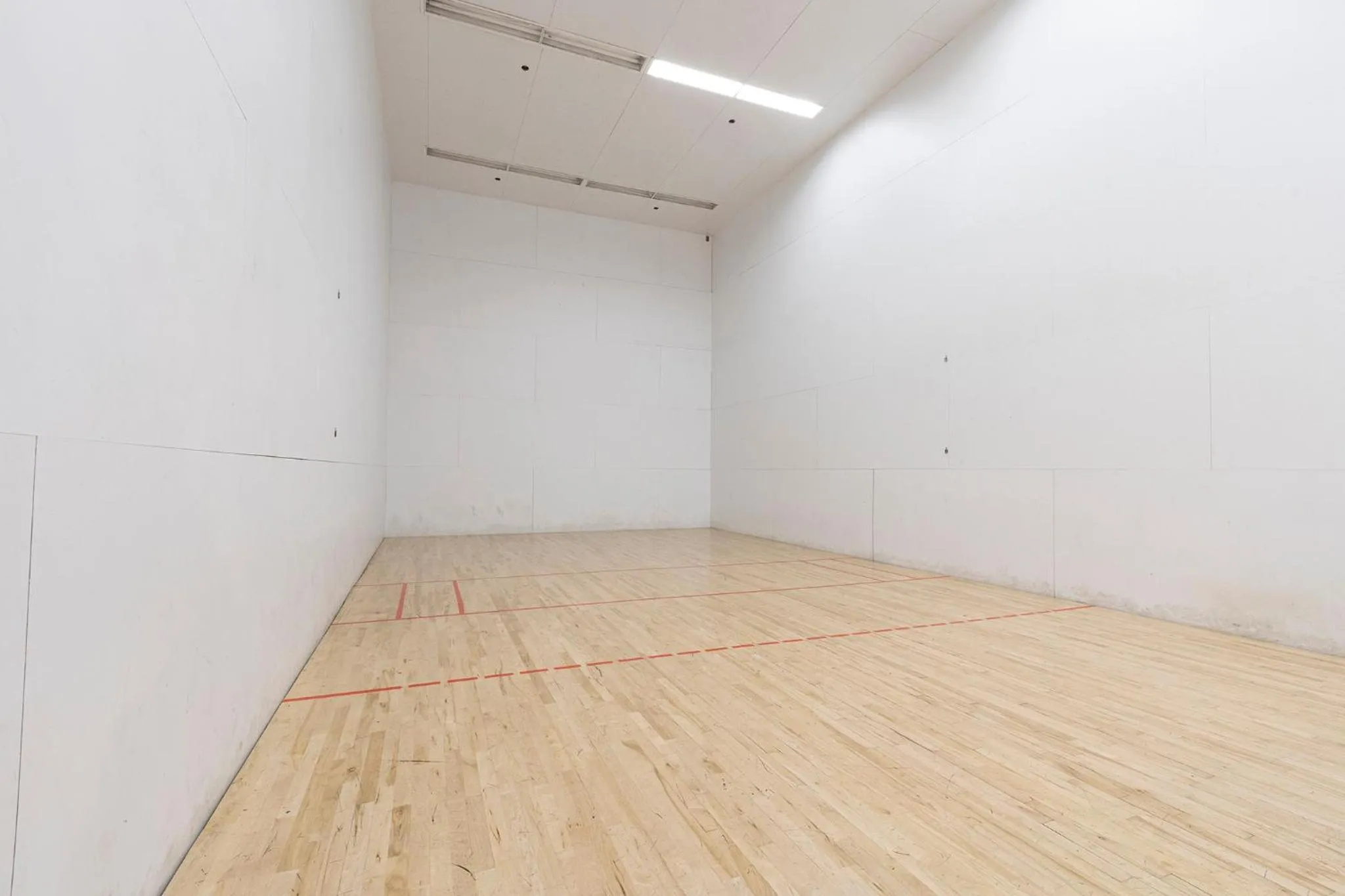 Sports in Club Tahoe Resort