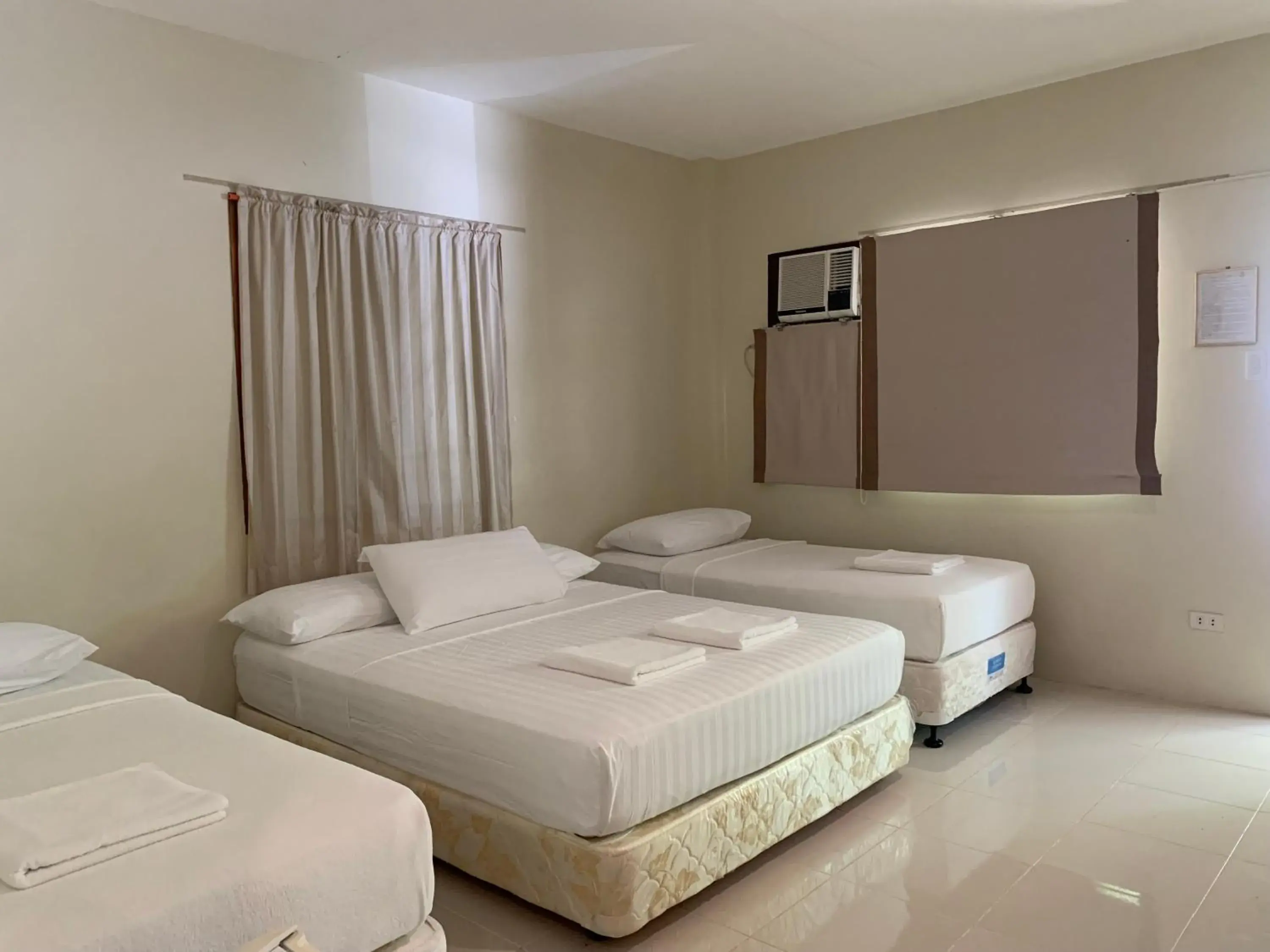 Bed in Anika Island Resort Bed in Anika Island Resort