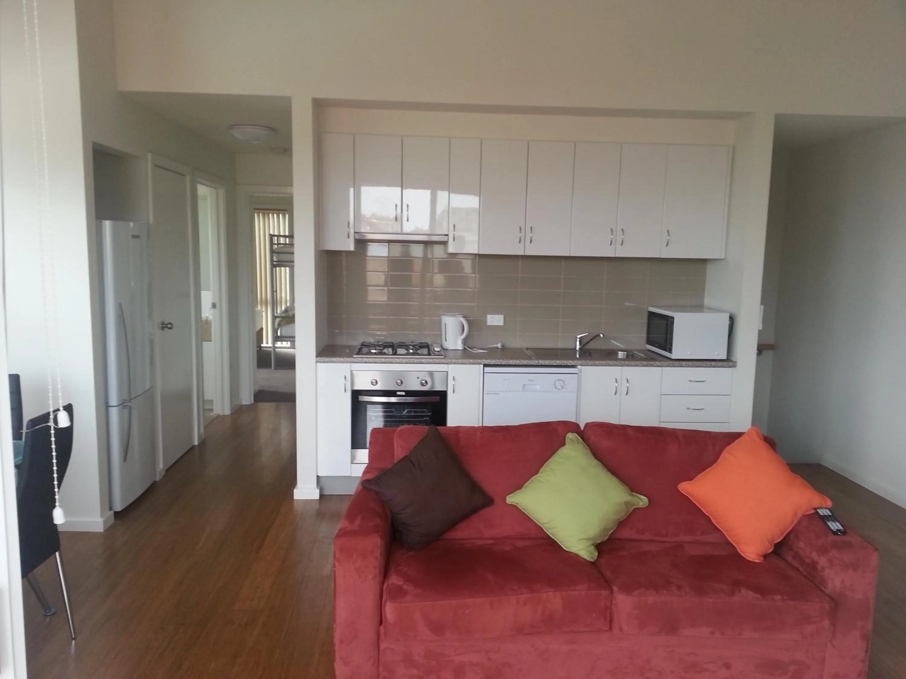 Kitchen or kitchenette in McKillop Geelong by Gold Star Stays