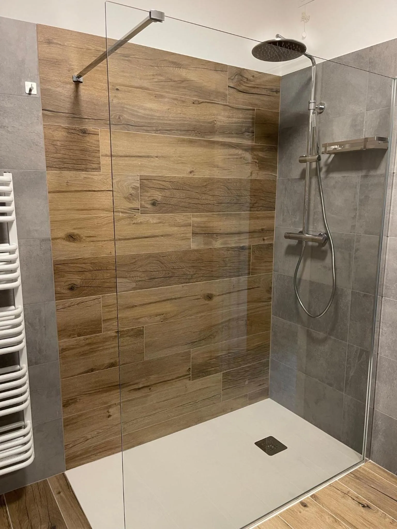 Shower in SnowLake Suite & Apartment
