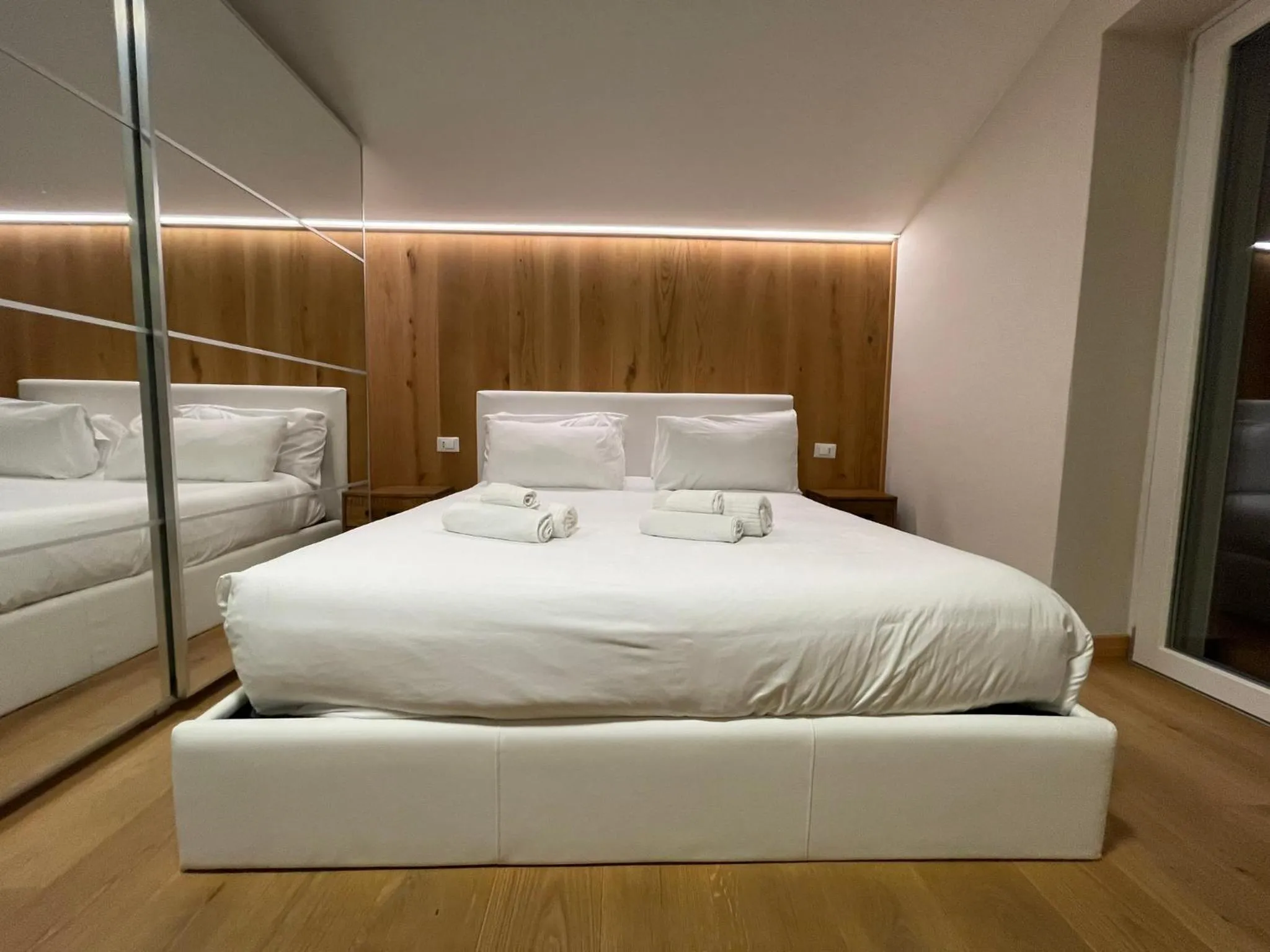 Bed in SnowLake Suite & Apartment