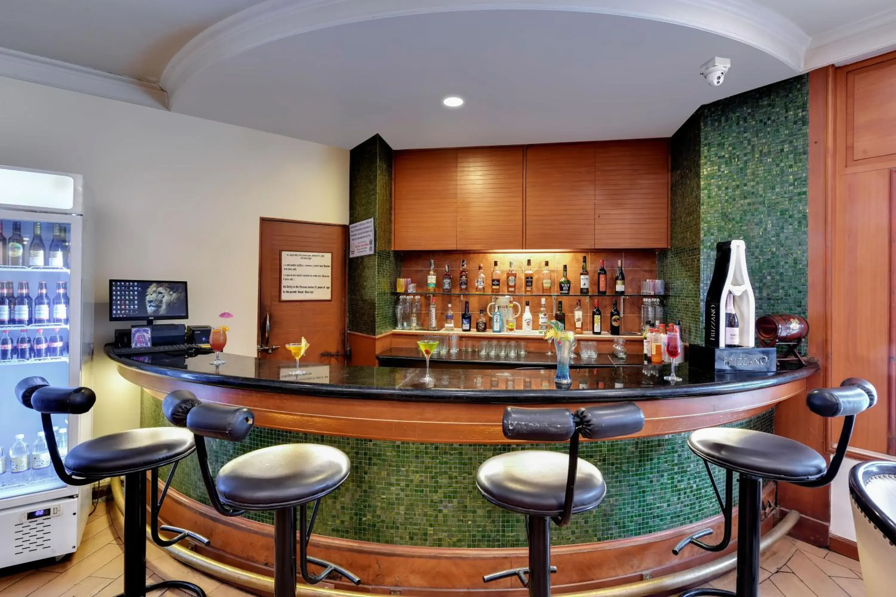 Lounge or bar in Quality Inn Regency, Nashik Lounge or bar in Quality Inn Regency, Nashik