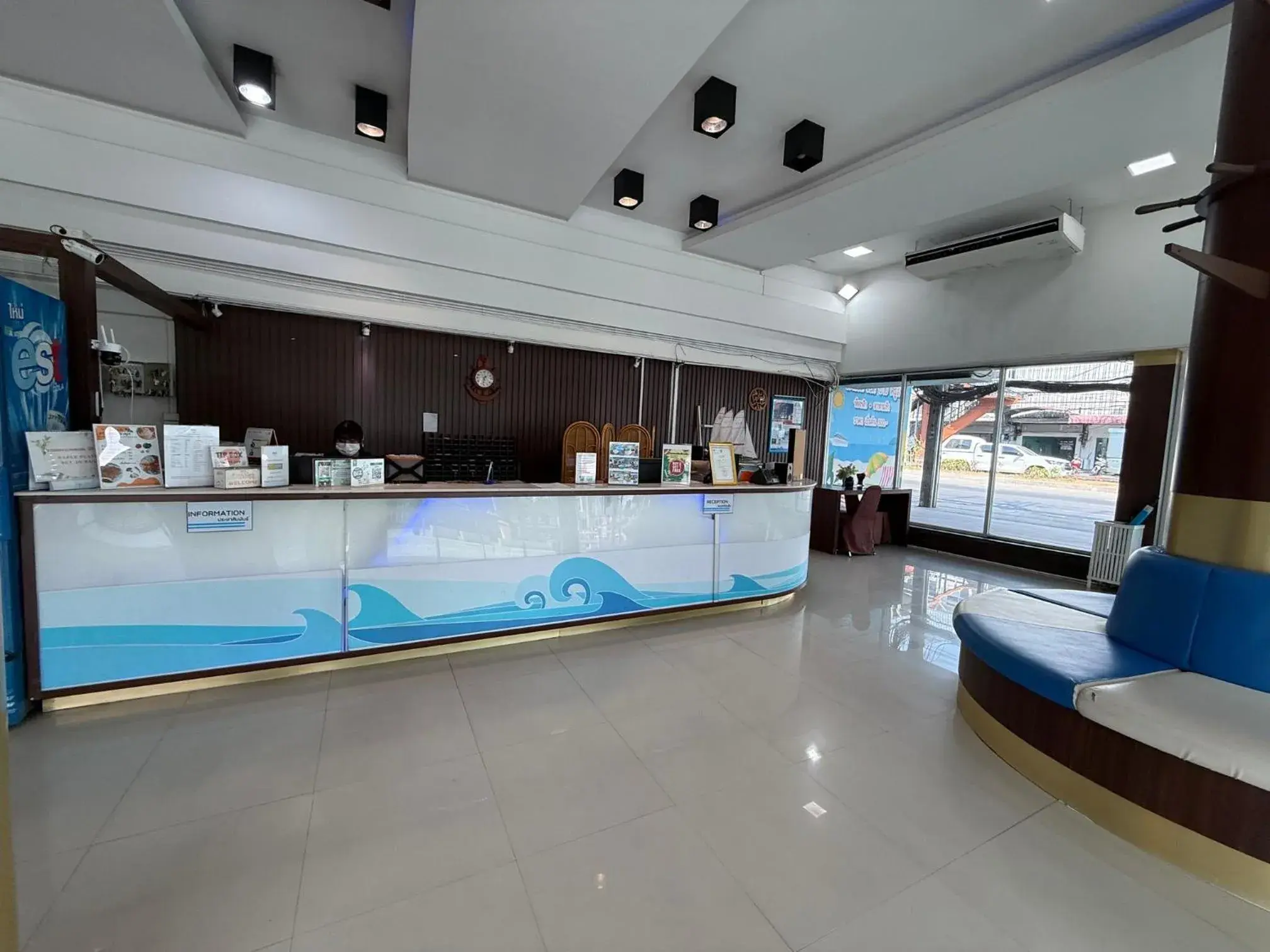 Lobby or reception in Bed By Cruise Hotel At Samakkhi-Tivanont Lobby or reception in Bed By Cruise Hotel At Samakkhi-Tivanont