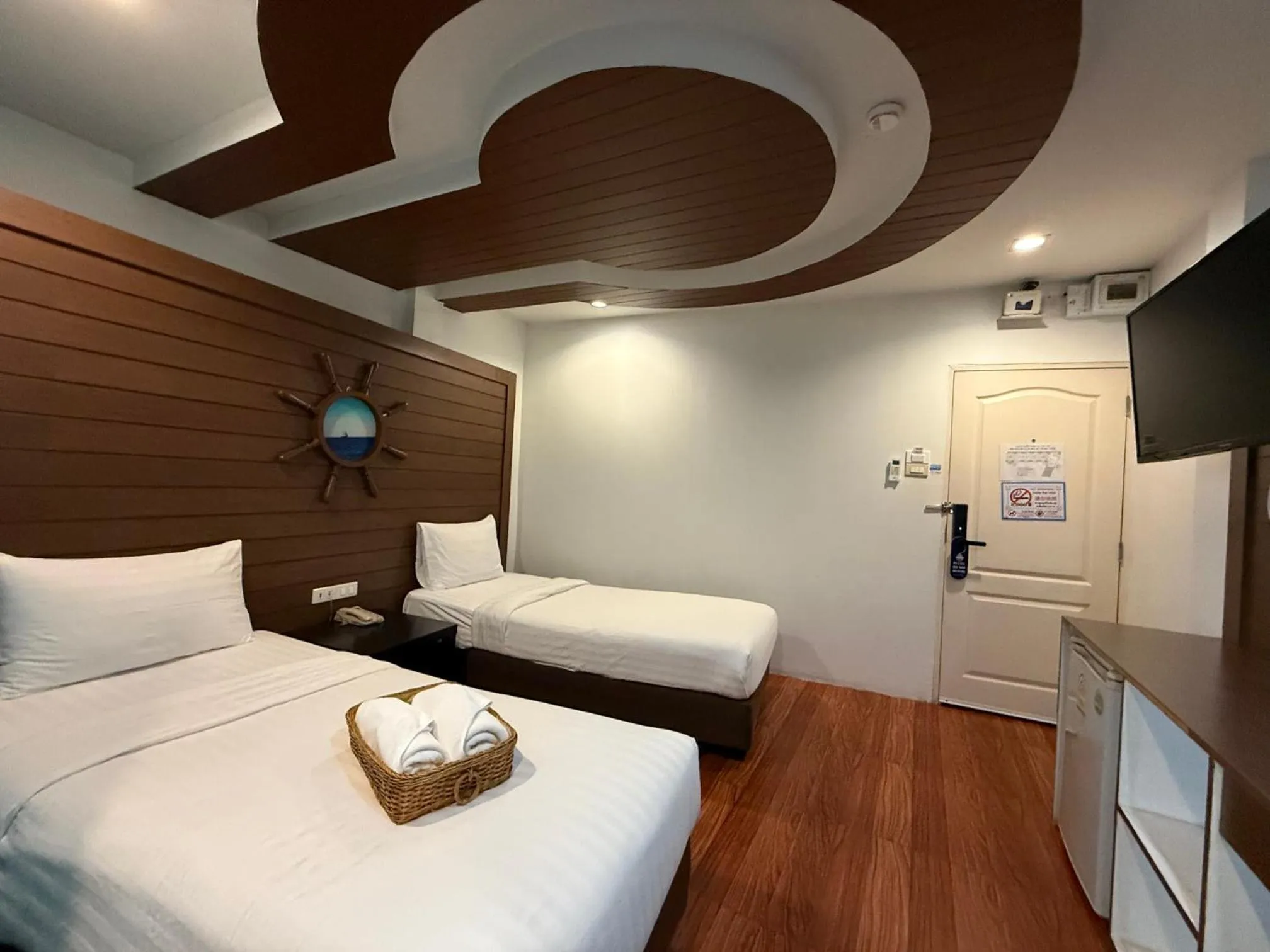 Bed in Bed By Cruise Hotel At Samakkhi-Tivanont