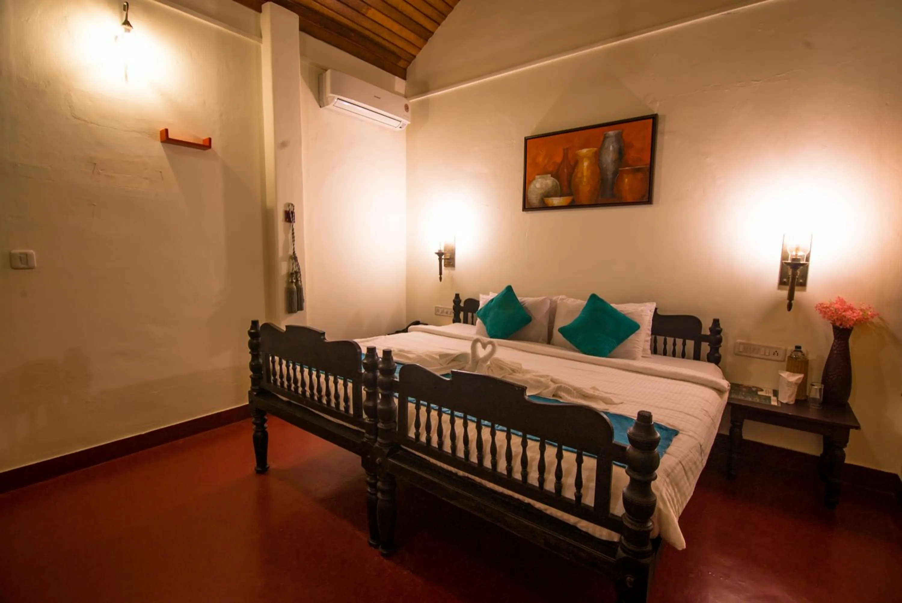 Bed in Flamingo Boutique Hotel & Ayurvedic spa