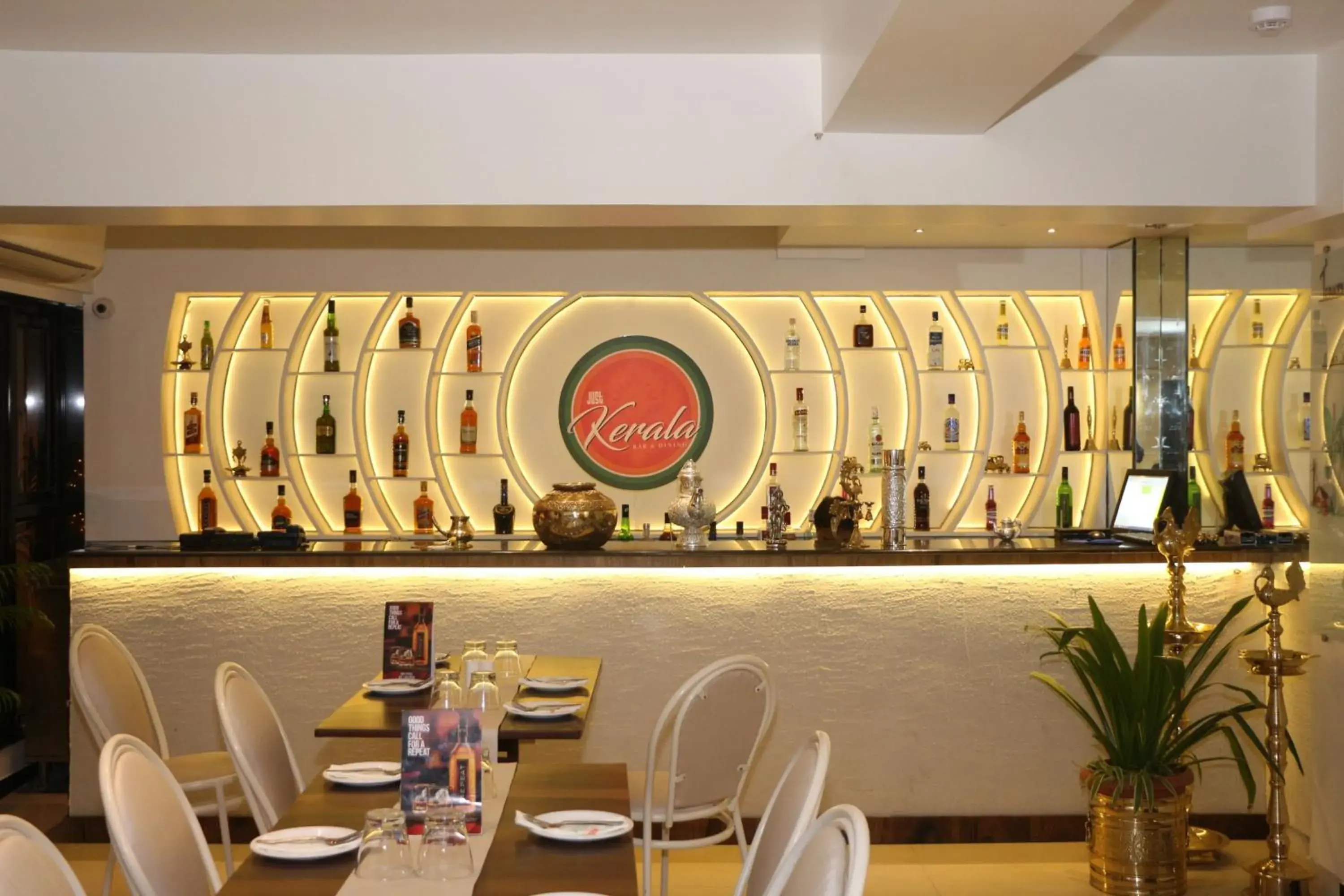 Lounge or bar in Hotel Samraj Lounge or bar in Hotel Samraj