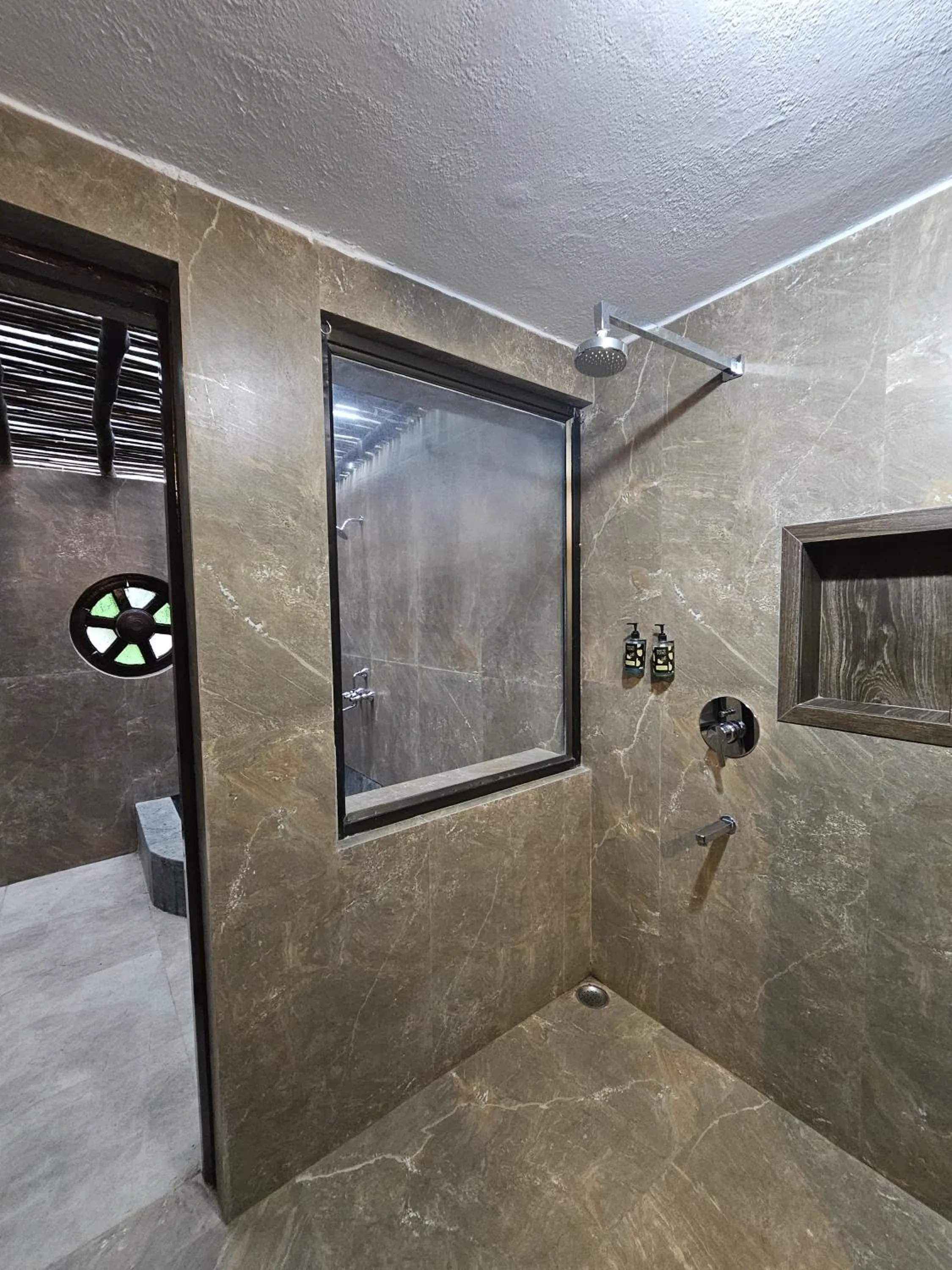 Bathroom in The Celebration Van Vilas