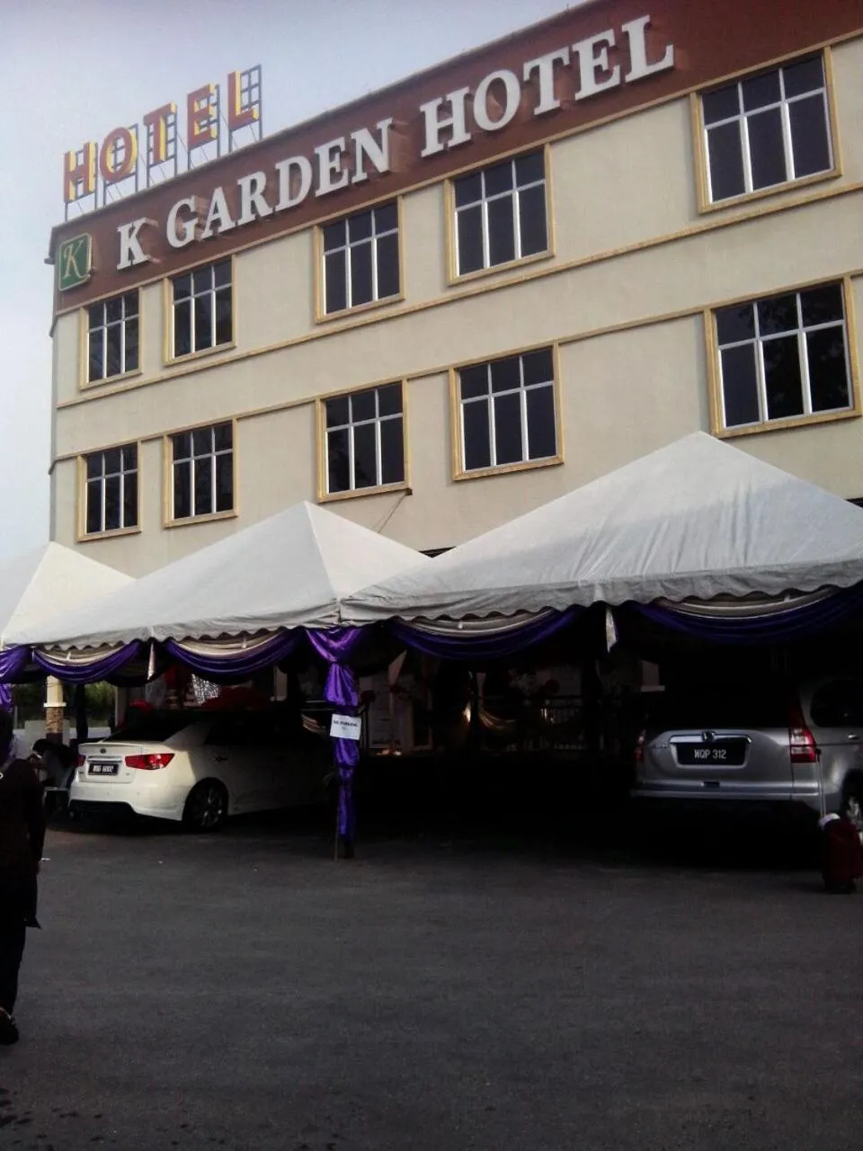 Facade/entrance in K Garden Hotel Parit Buntar