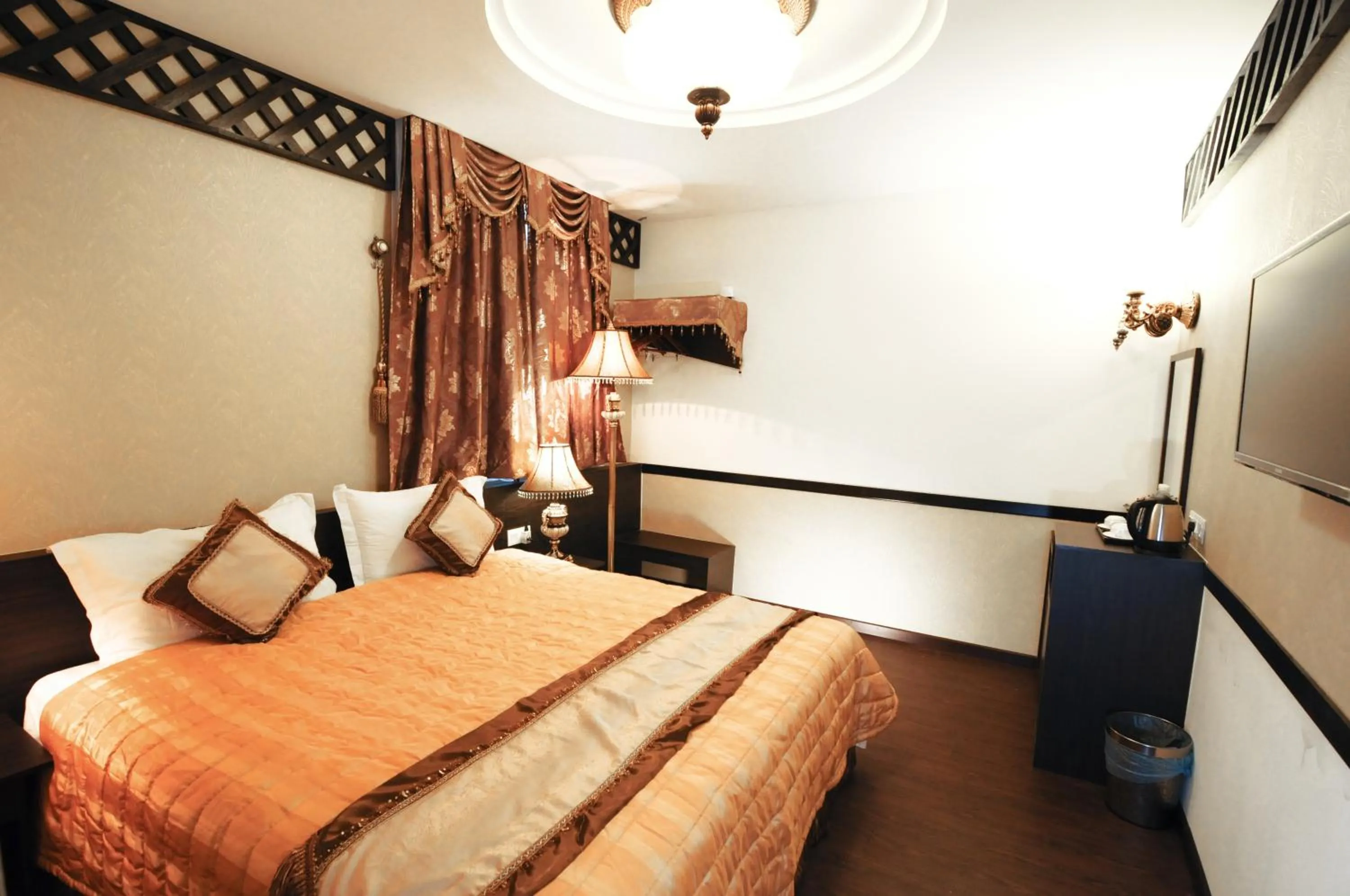 Superior King Room - single occupancy in K Garden Hotel Parit Buntar