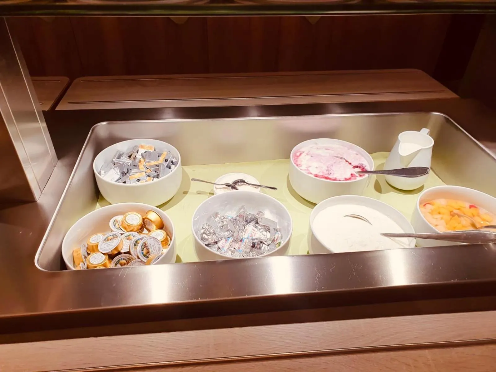 Buffet breakfast in Hotel Krone