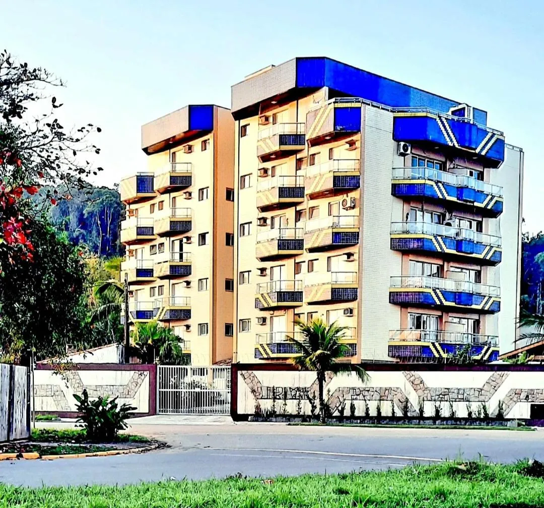 Apartment in Apartamento com piscina, 300m da praia