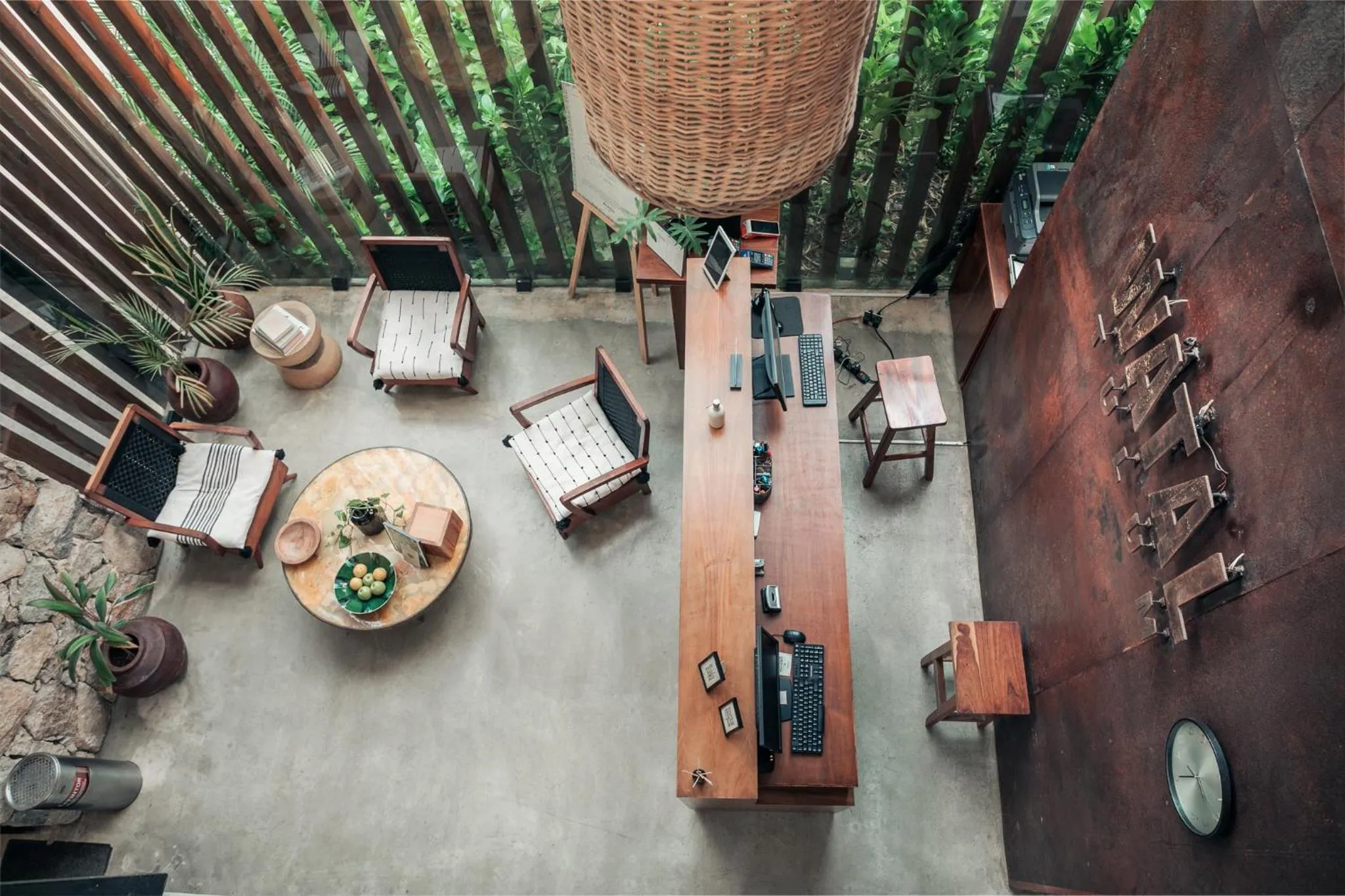 Luxury 2 BDR 2 BTH 2 Bikes Jacuzzi FibOptic WiFi.