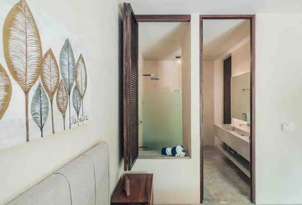 Bedroom, Bed in Luxury 2 BDR 2 BTH 2 Bikes Jacuzzi FibOptic WiFi.