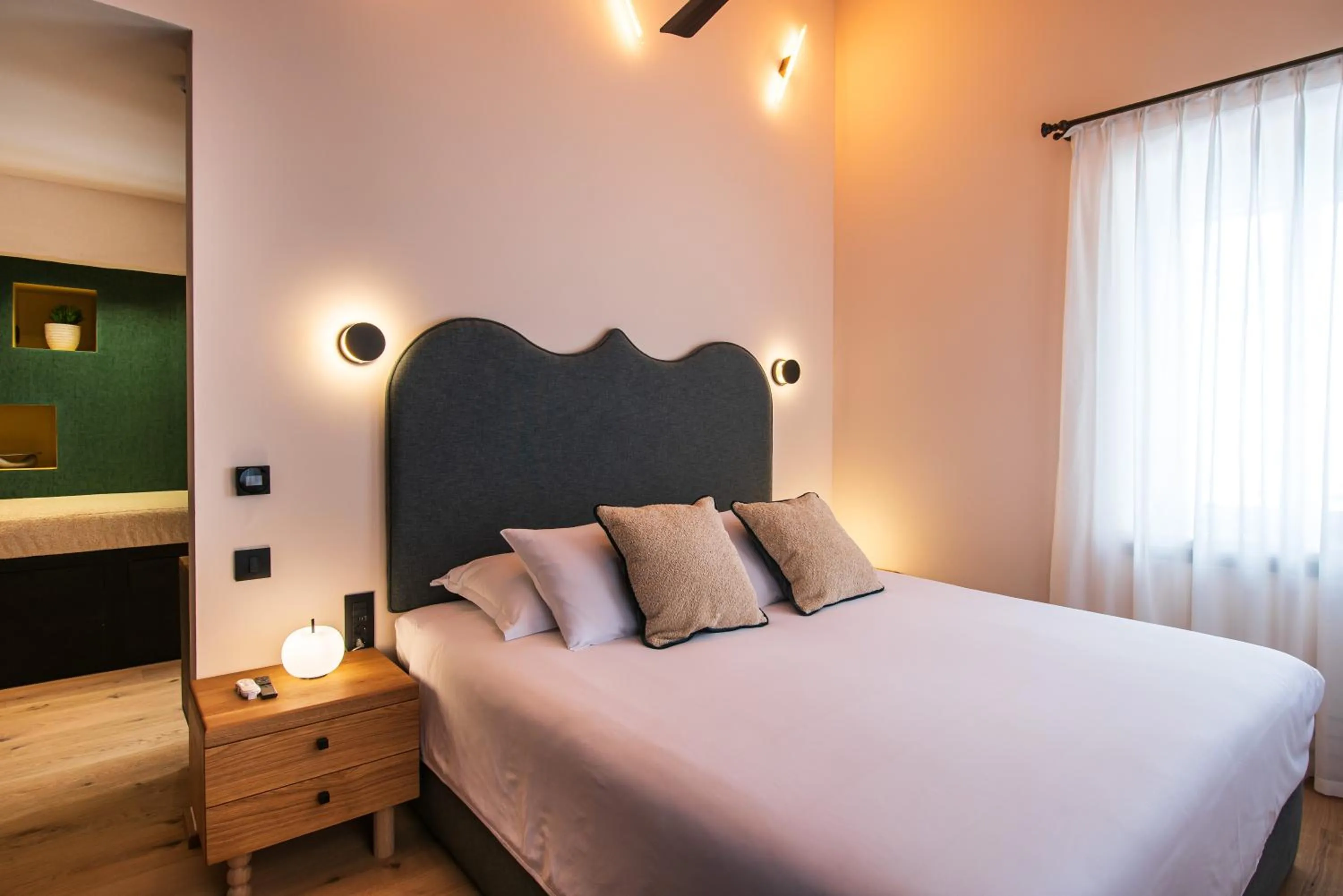 Bed in 7oaks Noble House