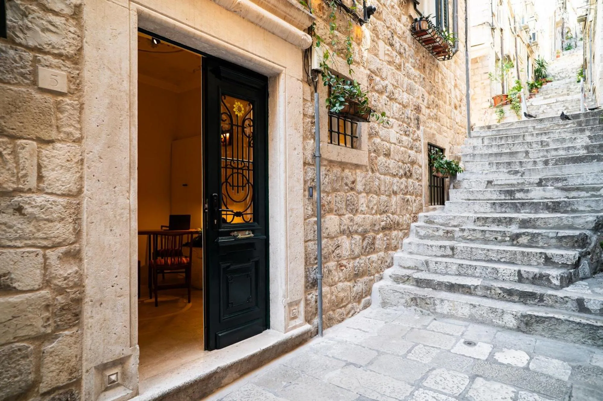 Property building in 7oaks Noble House