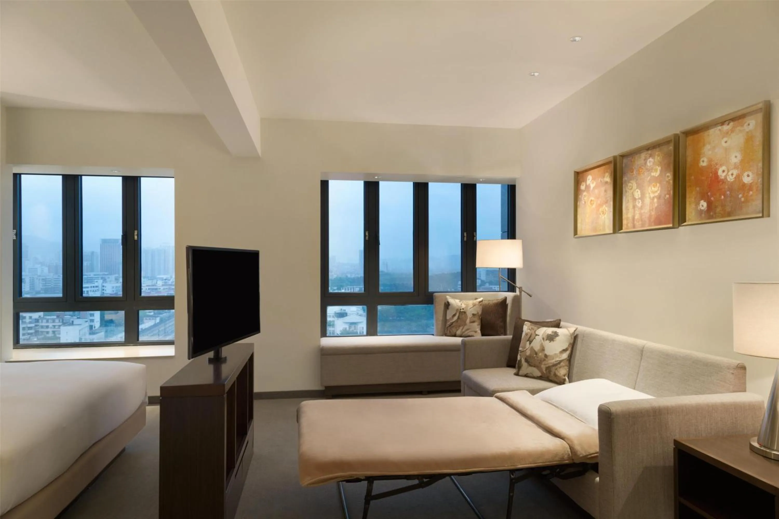 Bed in Hyatt Place Shenzhen Dongmen