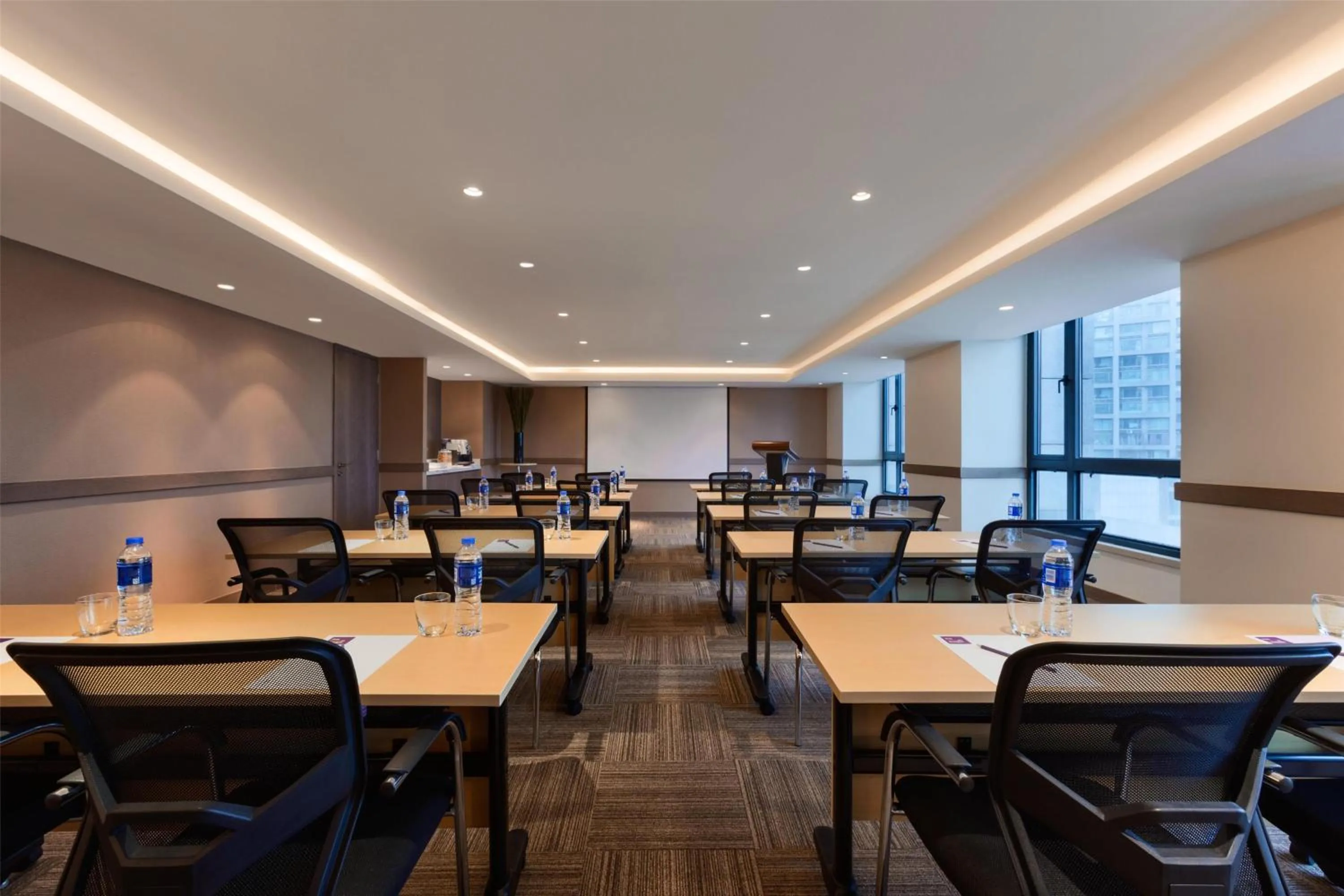 Meeting/conference room in Hyatt Place Shenzhen Dongmen