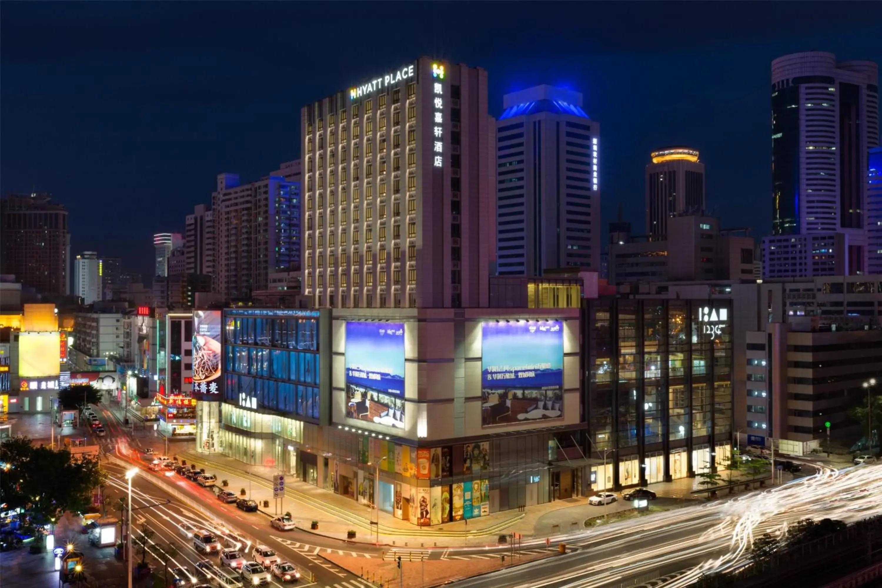 Property building in Hyatt Place Shenzhen Dongmen Property building in Hyatt Place Shenzhen Dongmen