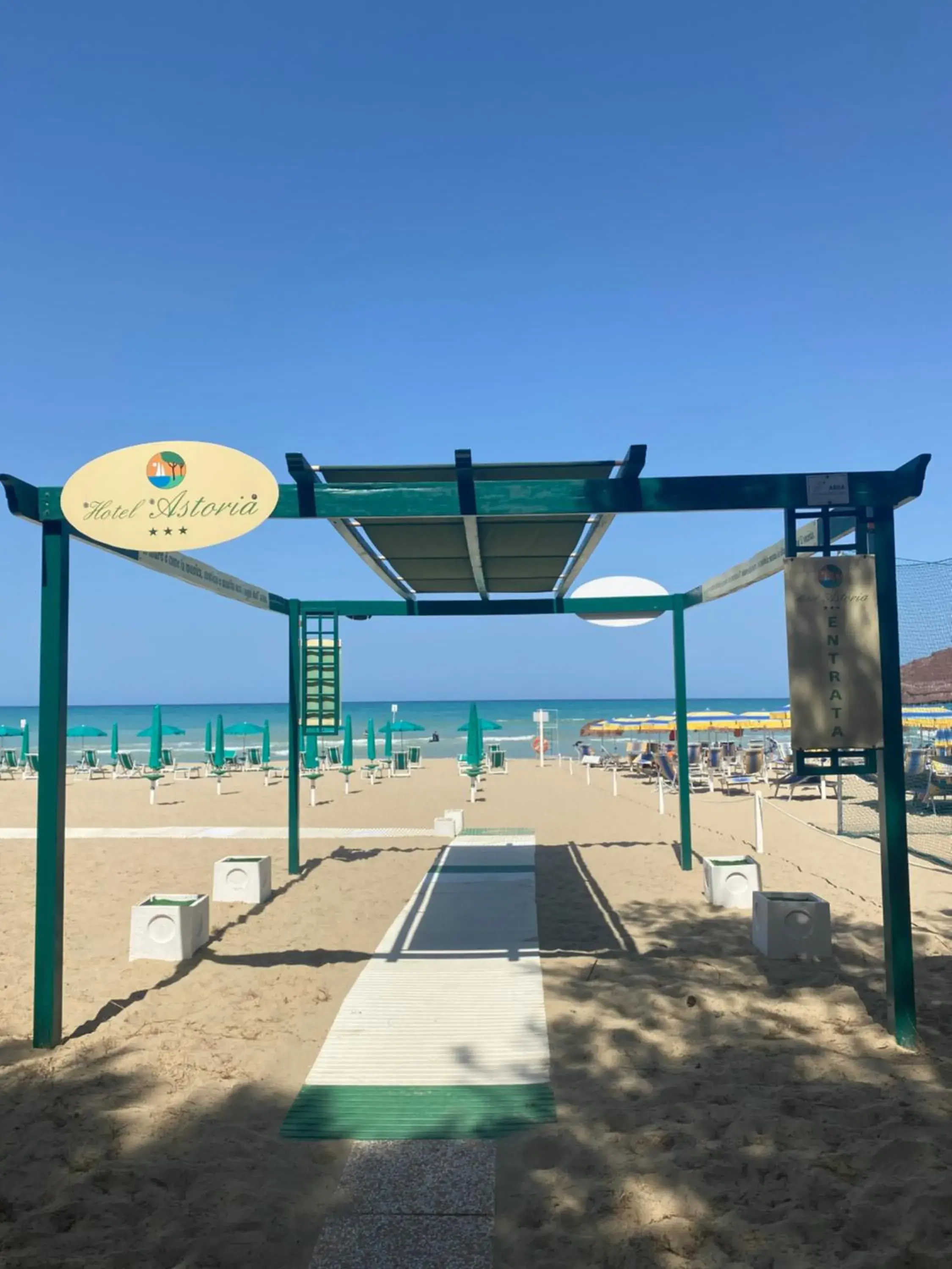 Double room with balcony, sea and park view - single occupancy in Hotel Astoria Double room with balcony, sea and park view - single occupancy in Hotel Astoria