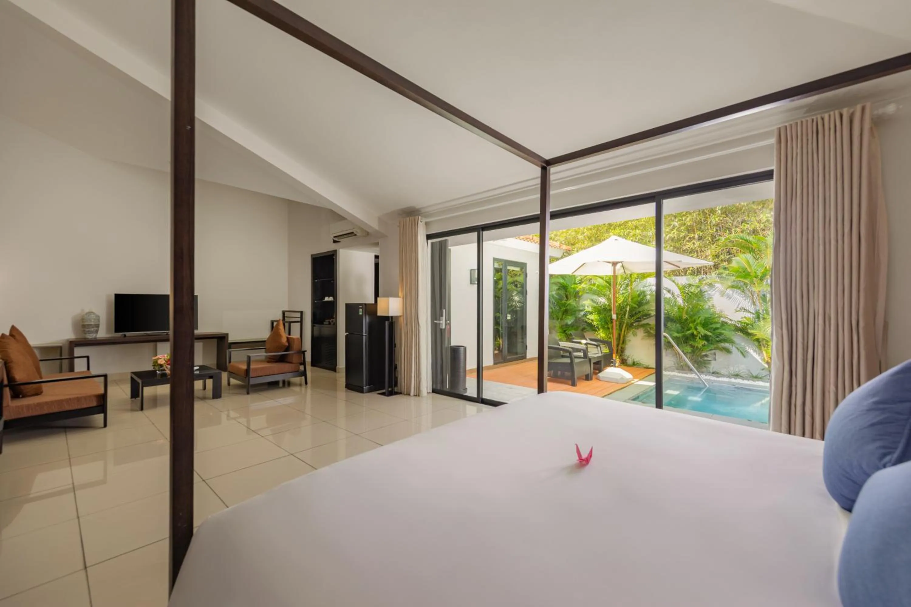 Bed in Grandvrio Ocean Resort Danang