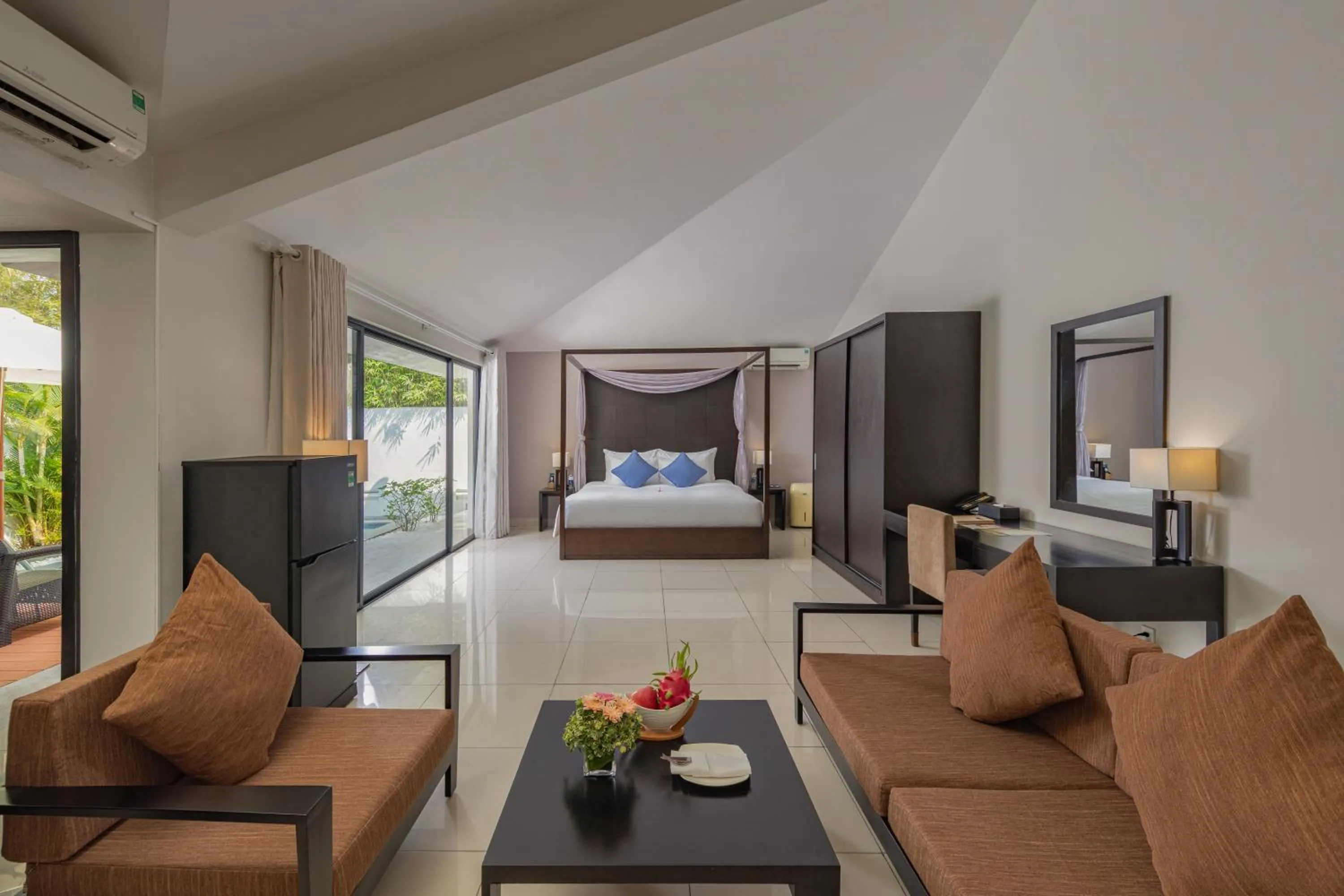 Photo of the whole room, Bed in Grandvrio Ocean Resort Danang