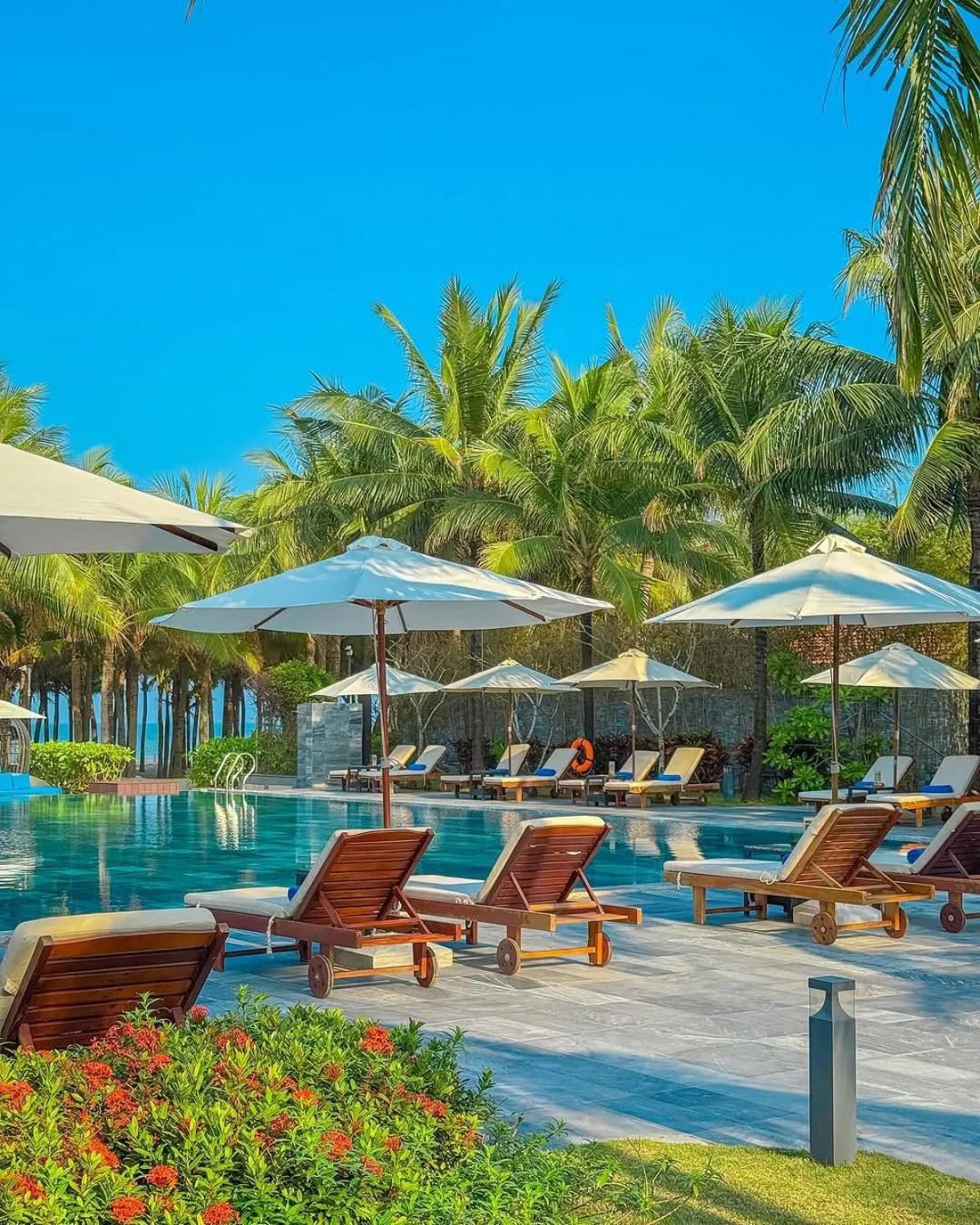 Swimming pool in Grandvrio Ocean Resort Danang