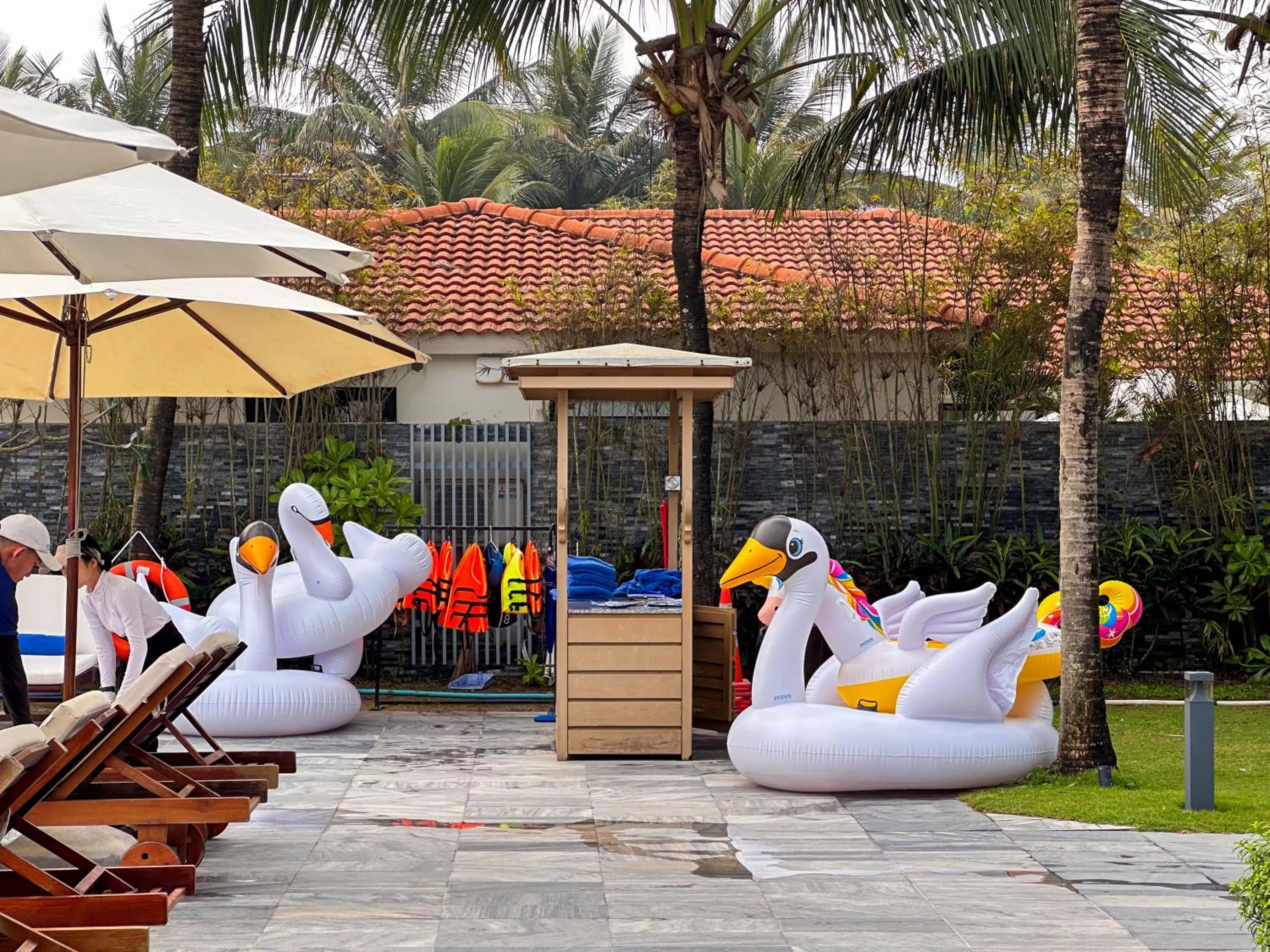 Swimming pool in Grandvrio Ocean Resort Danang