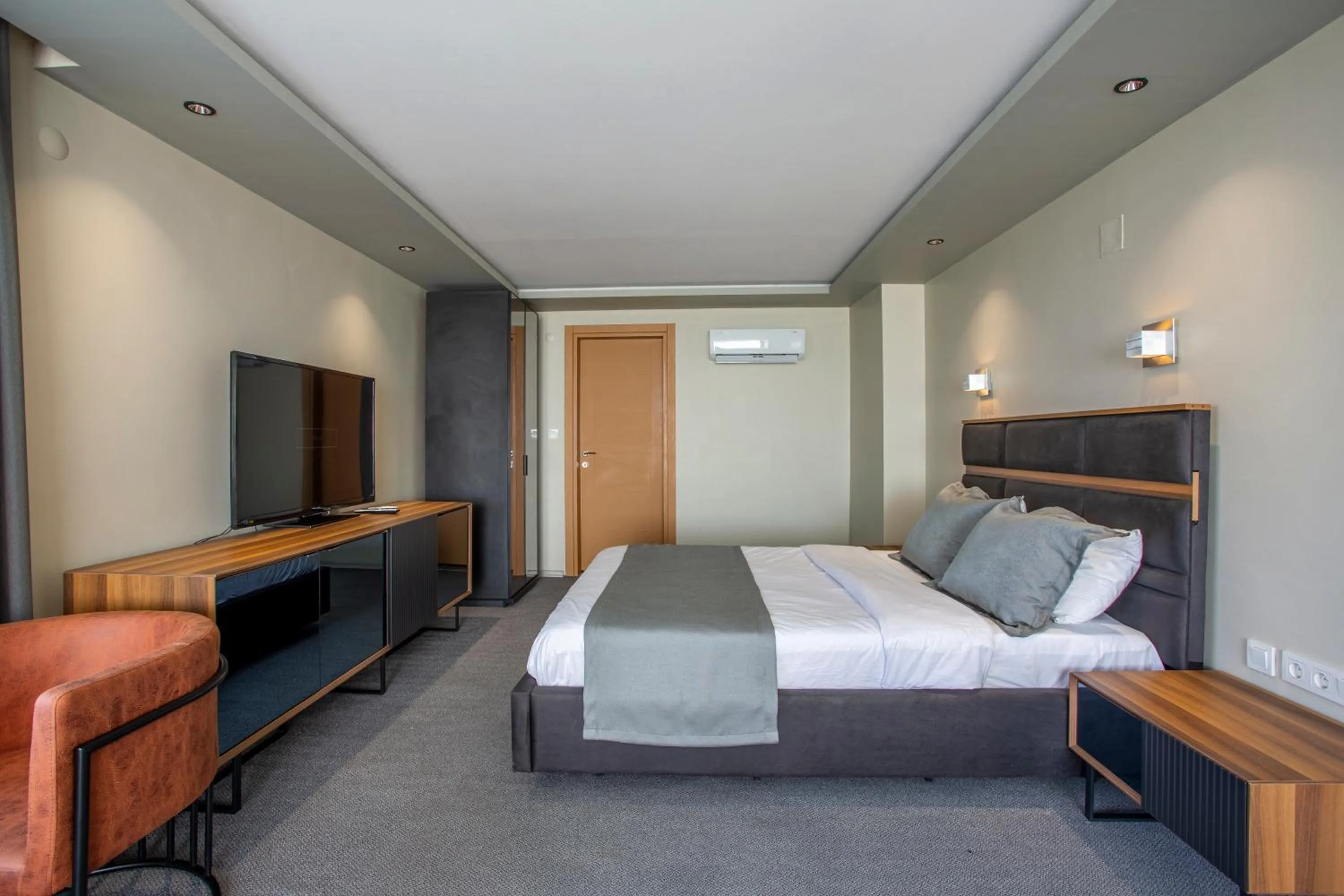 Bed in Zeytin Bahcesi Hotel