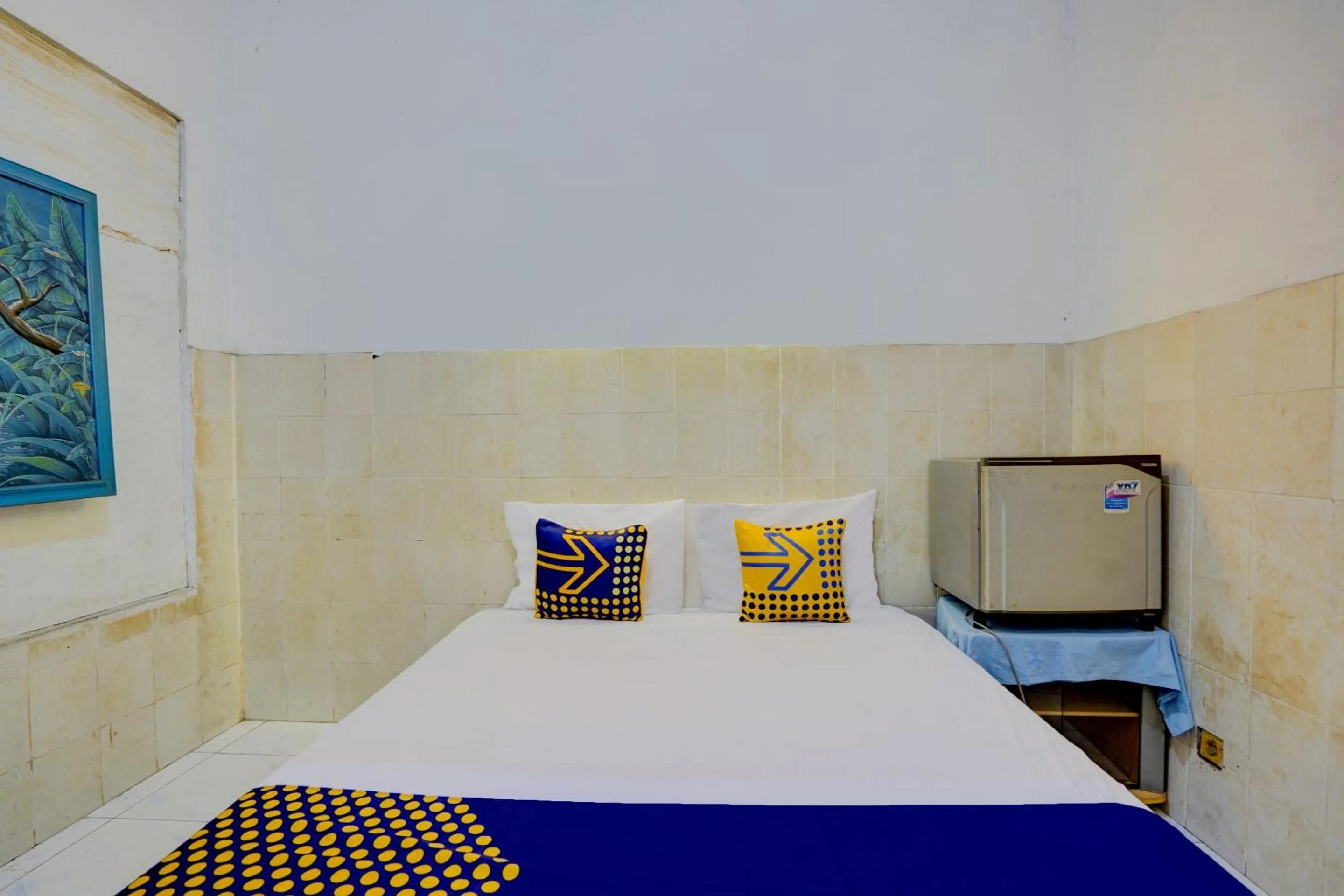 Bedroom, Bed in Hotel O Homestay Kedamean