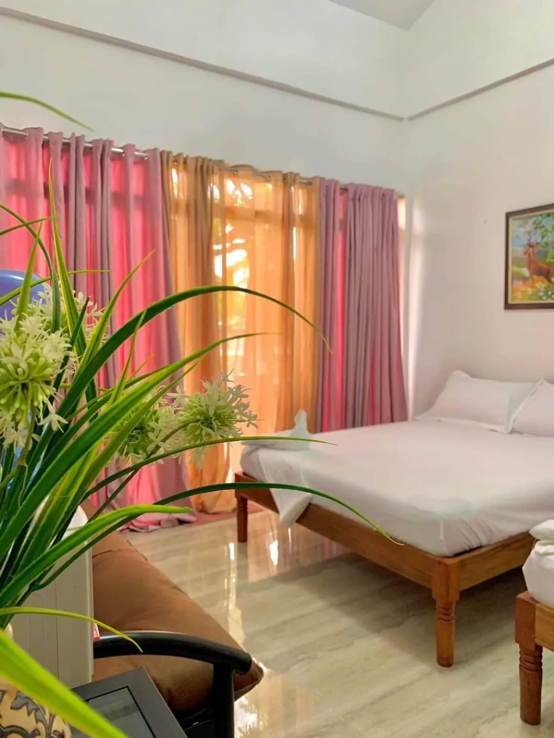Bed in Villa Royal Palawan