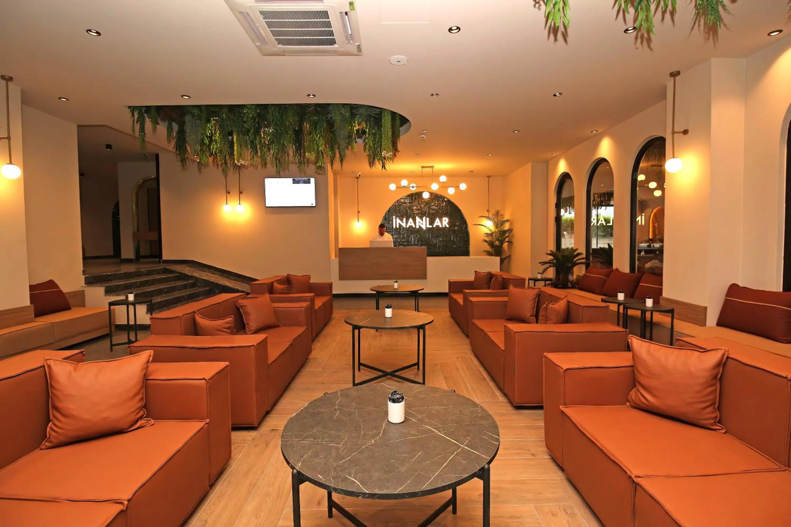 TV and multimedia in İnanlar City Hotel