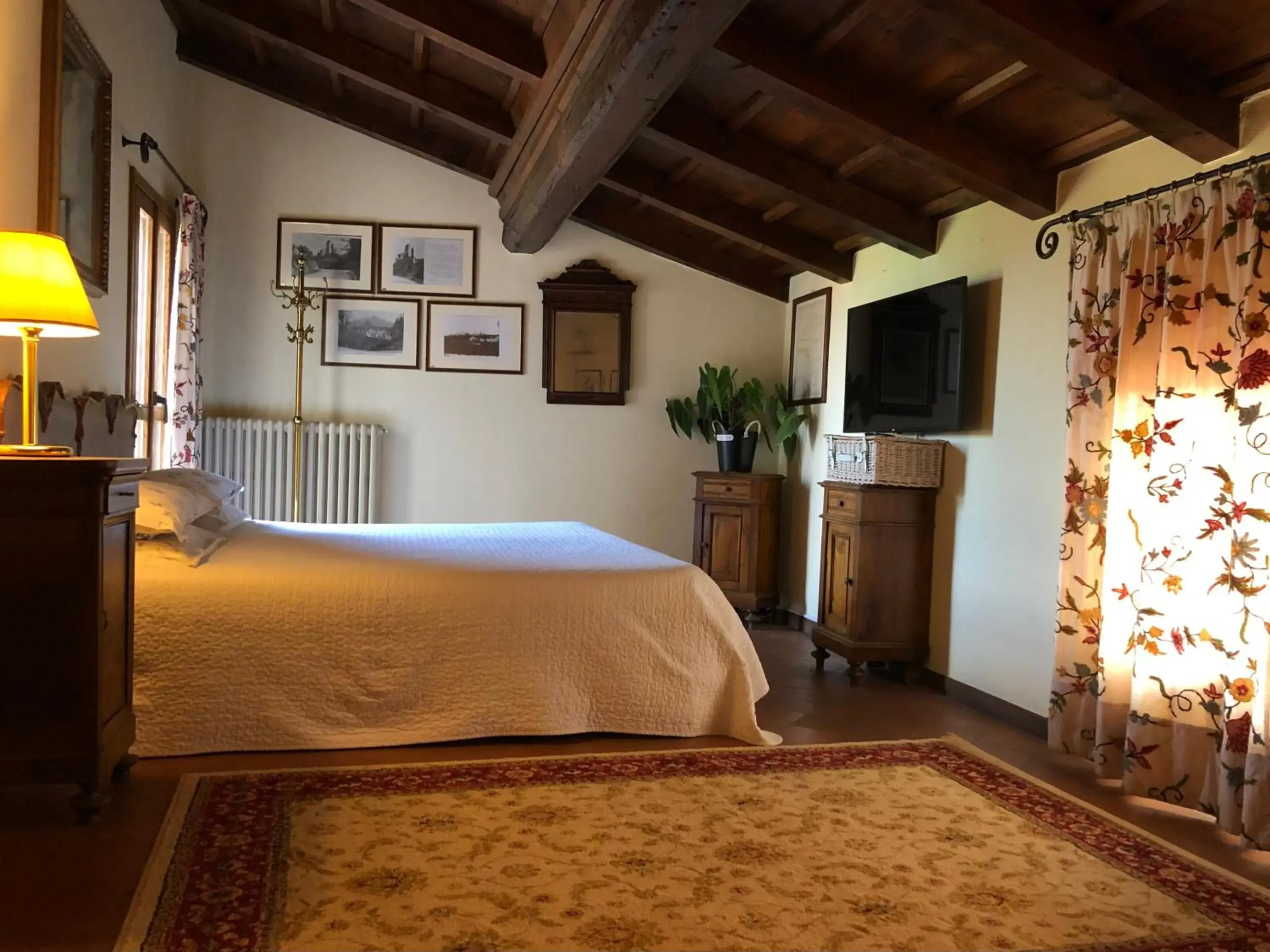 Junior Suite in Castello di Cernusco Lombardone Junior Suite in Castello di Cernusco Lombardone
