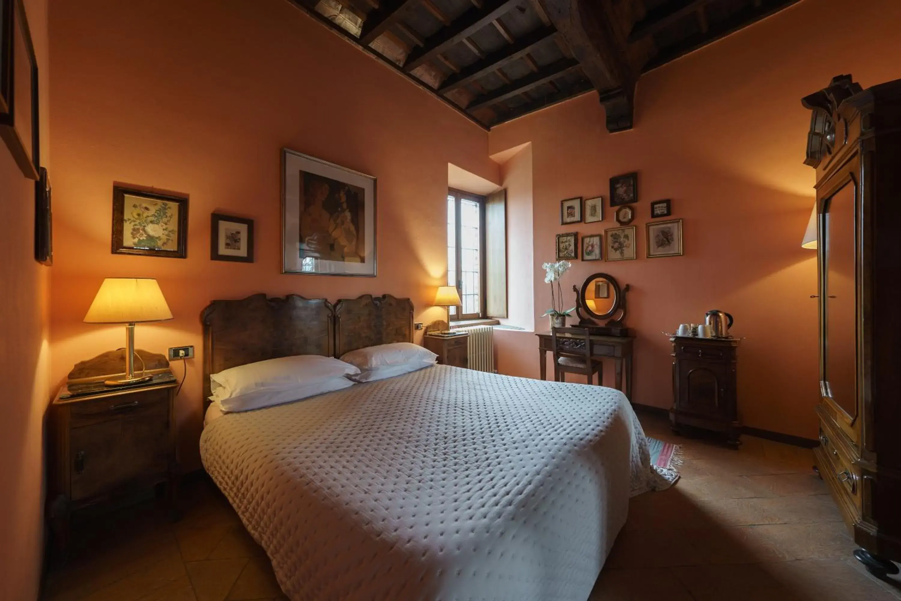 Double Room in Castello di Cernusco Lombardone Double Room in Castello di Cernusco Lombardone