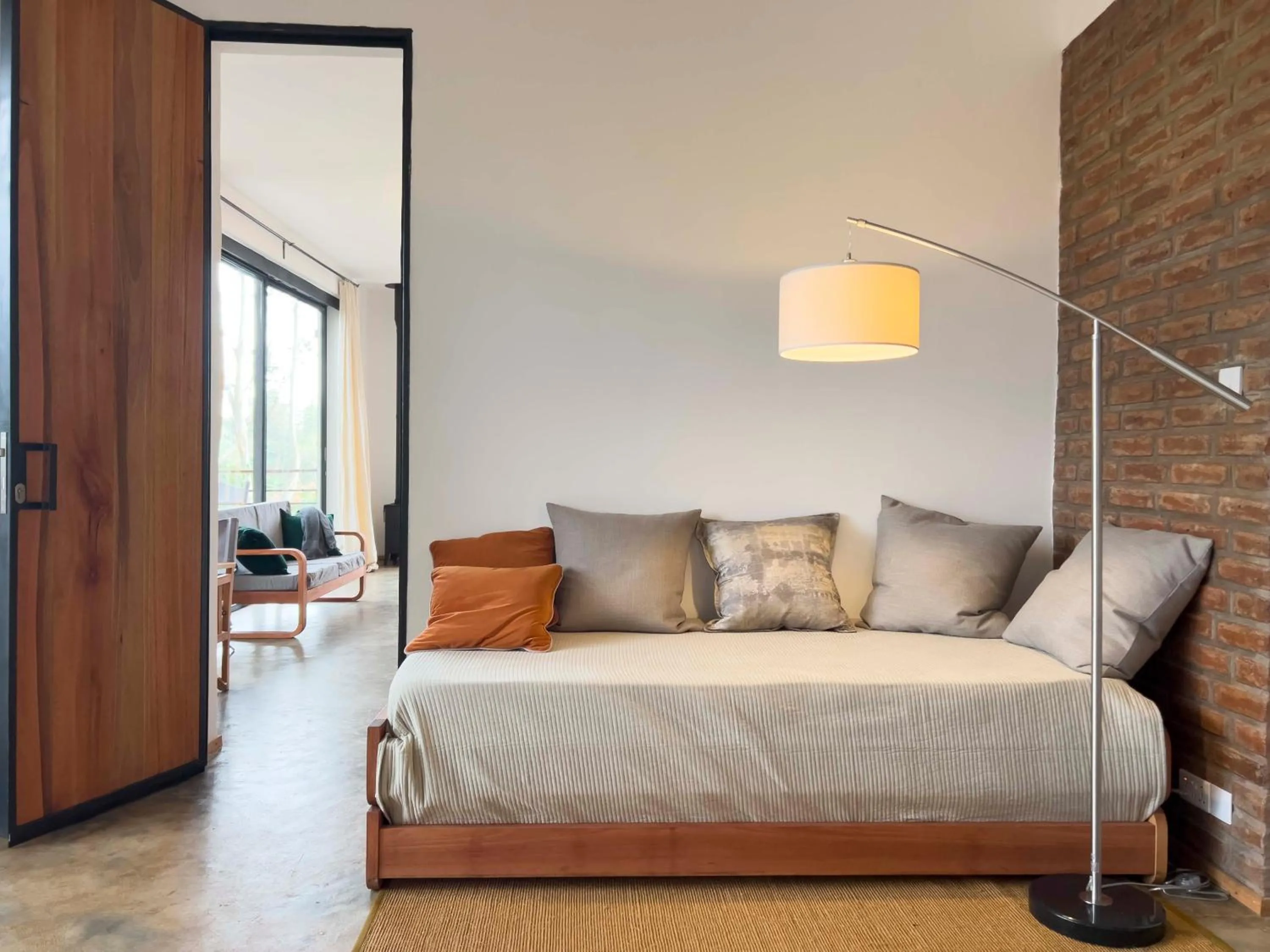 Living room, Bed in Kaliwa Lodge