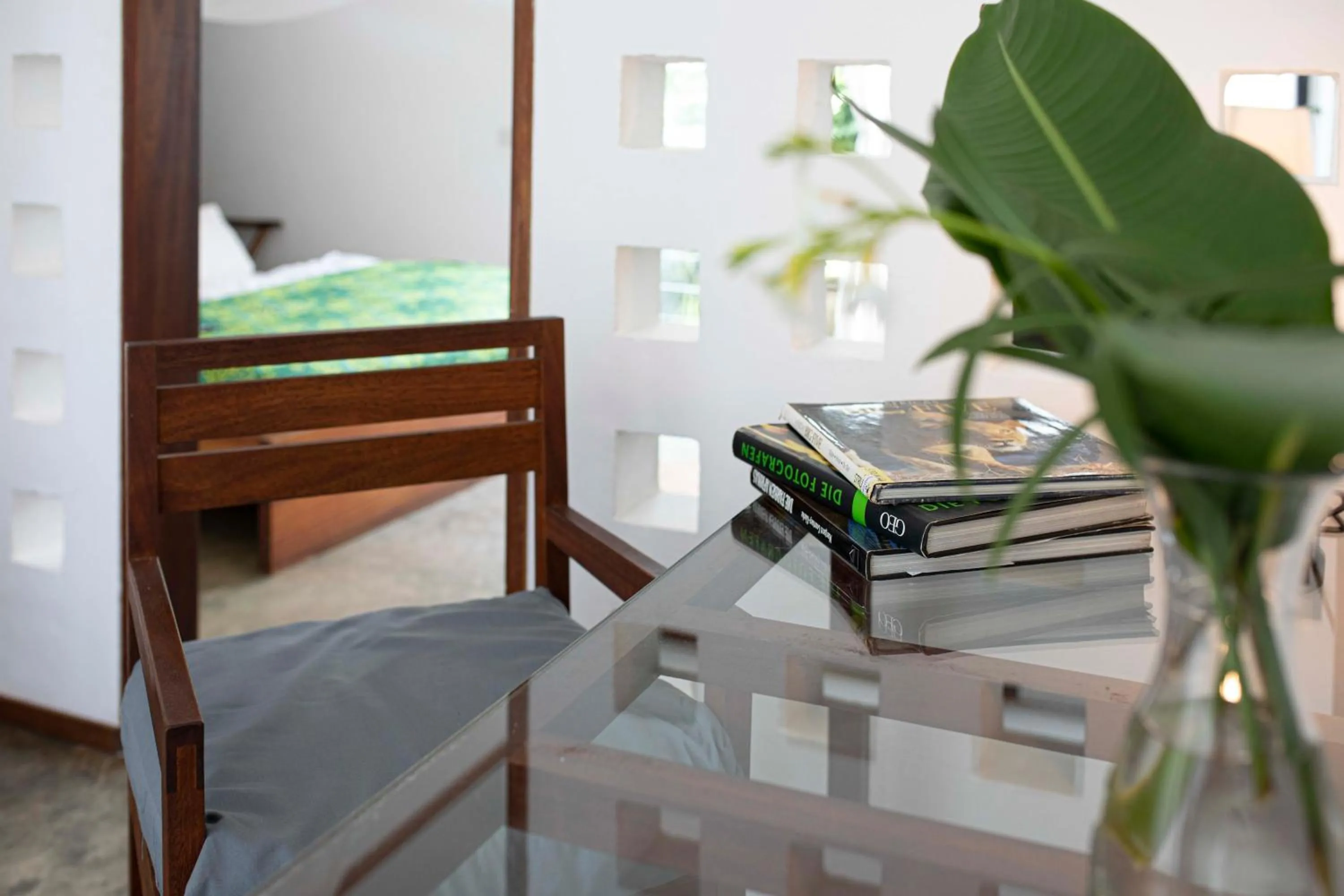 Living room in Kaliwa Lodge