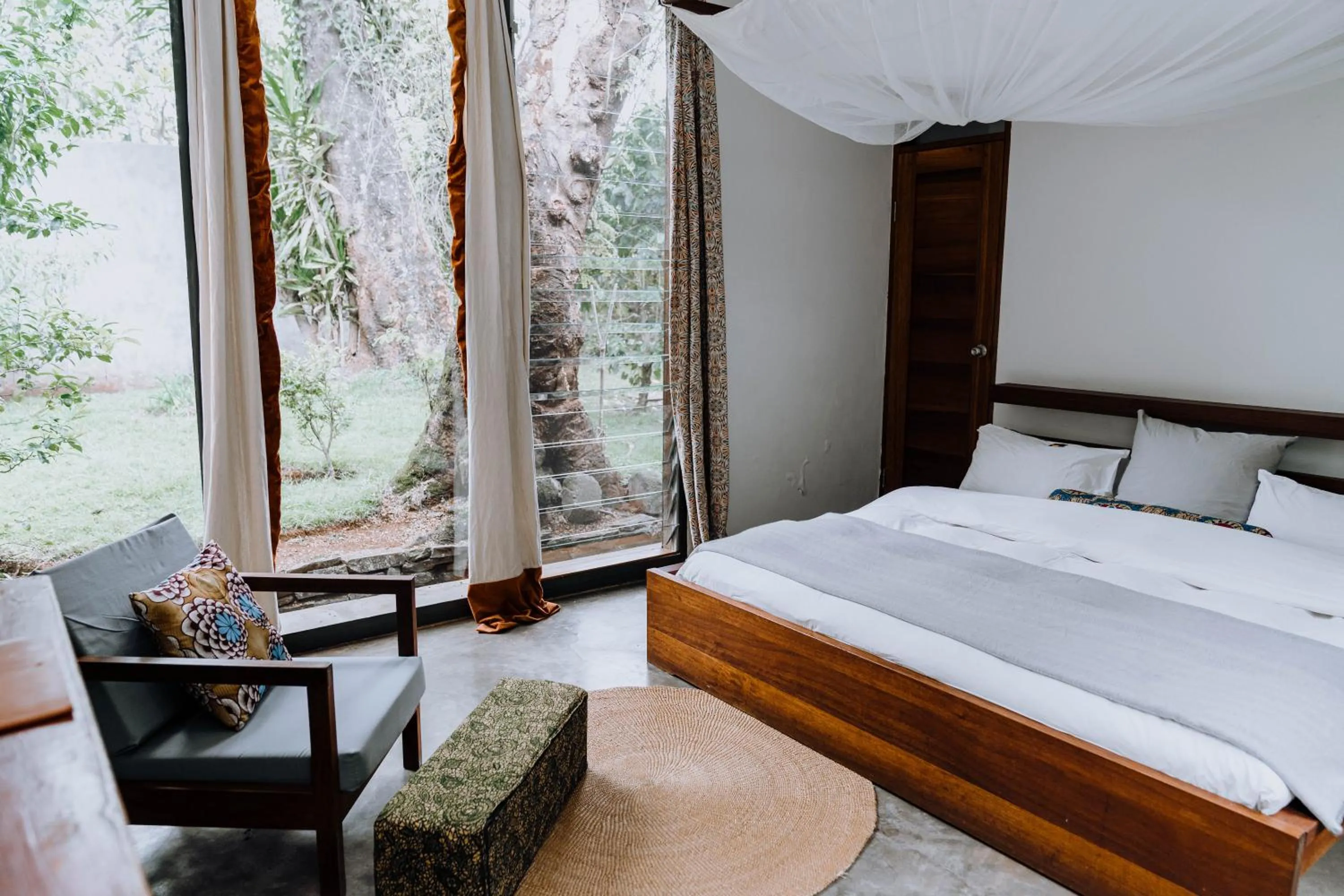 Bed in Kaliwa Lodge