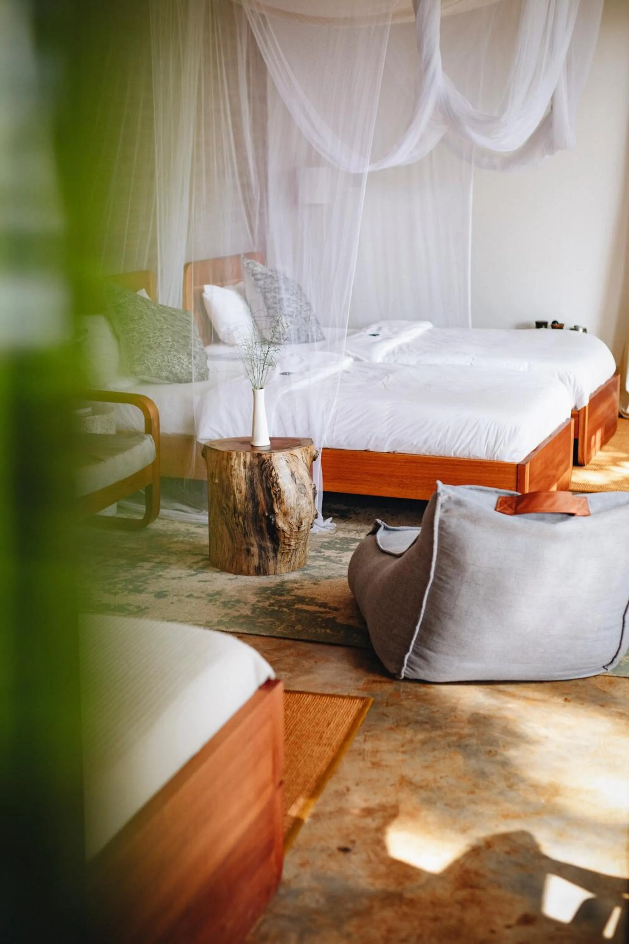 Property building, Bed in Kaliwa Lodge