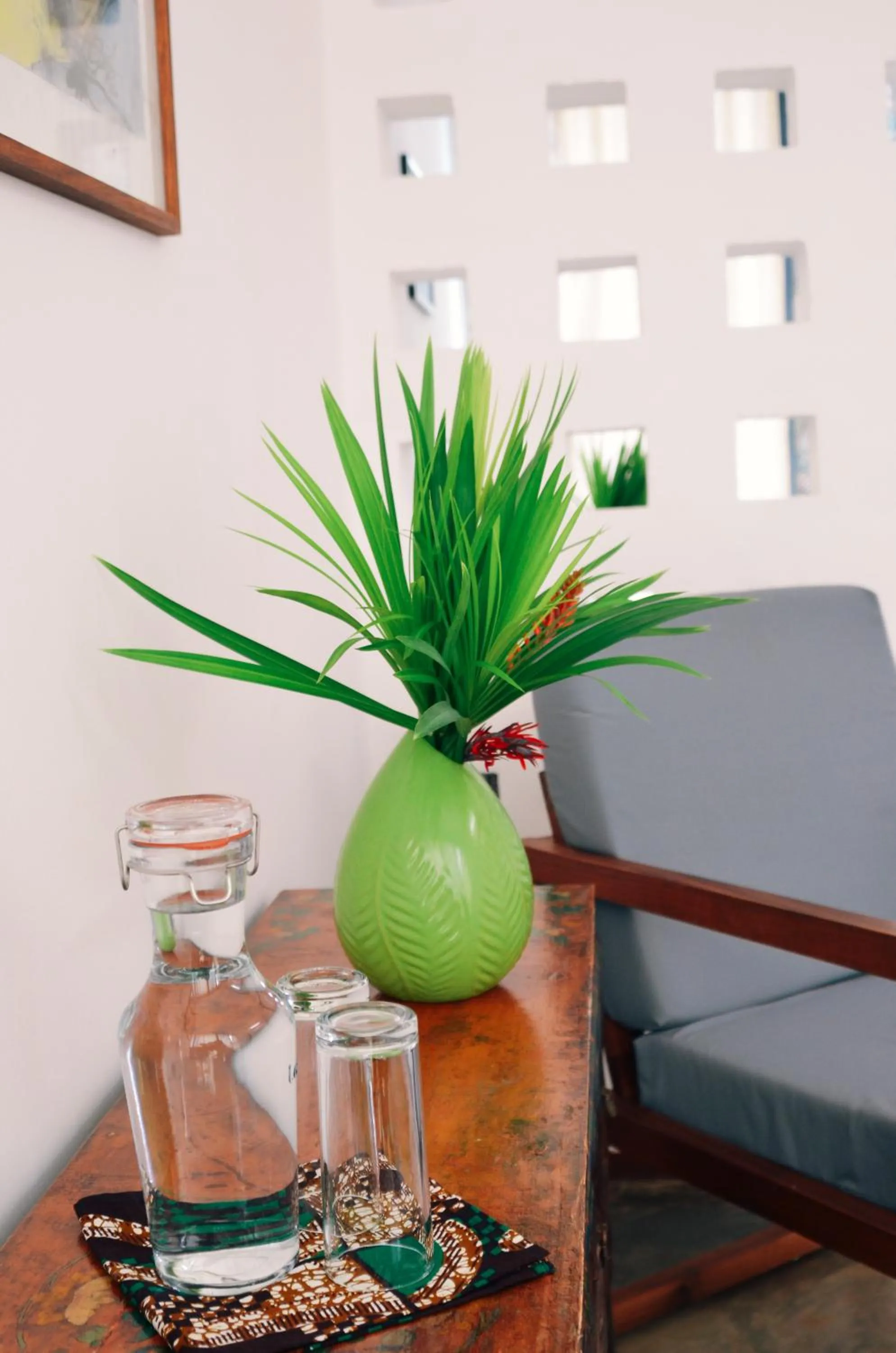 Living room in Kaliwa Lodge