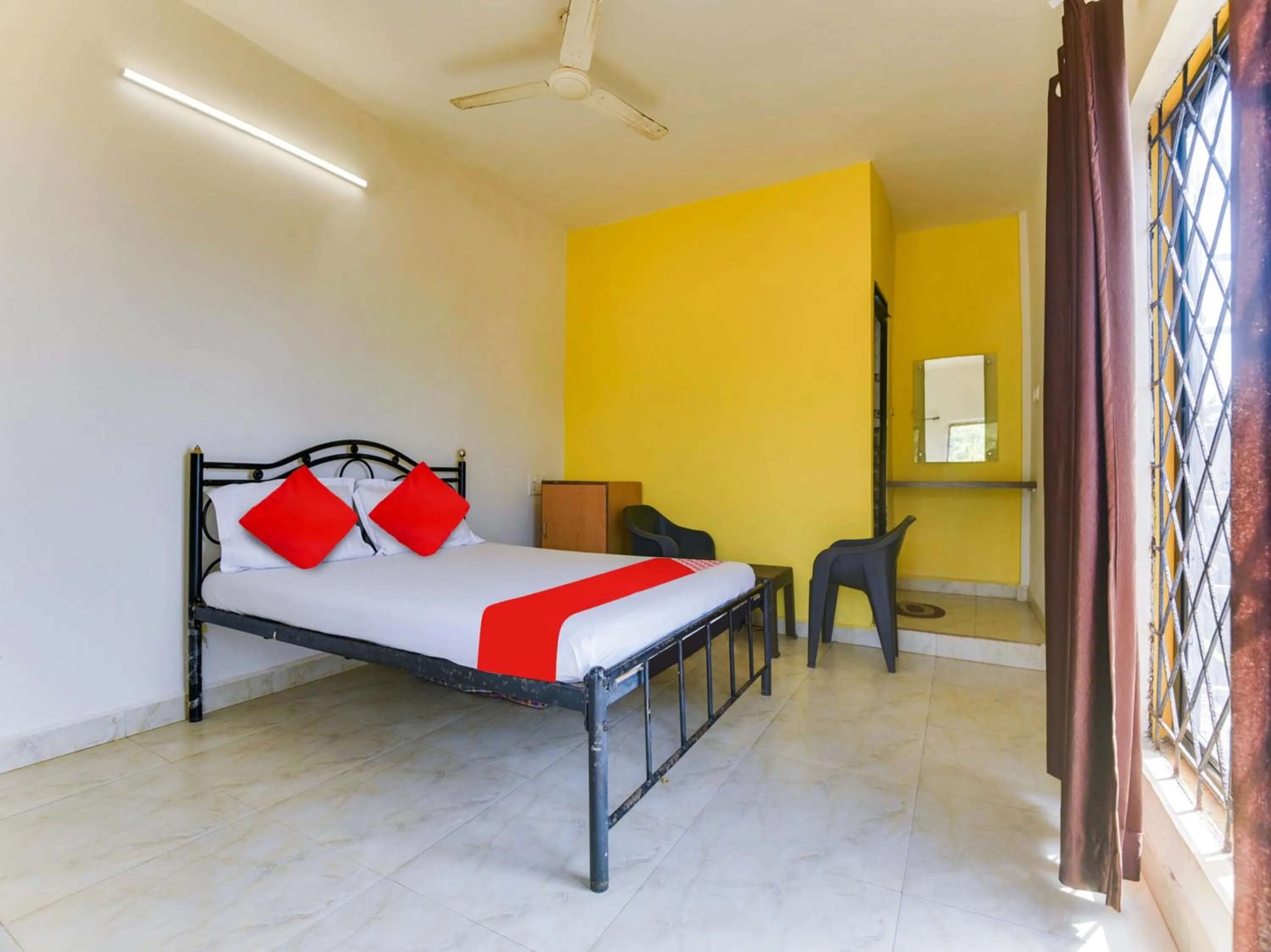 Bedroom in Hotel O Madan Motels