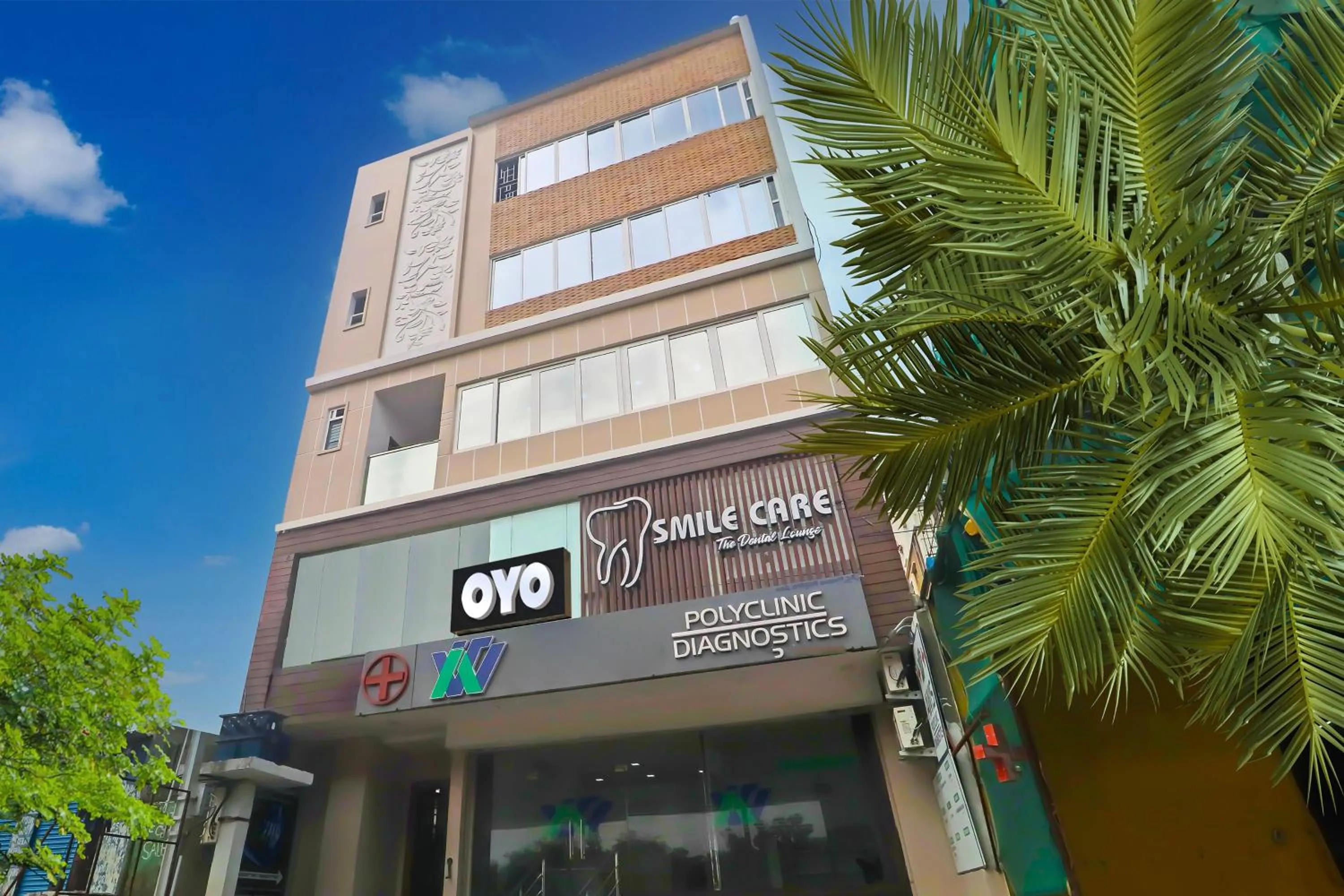 Facade/entrance in Hotel O Ragas Inn