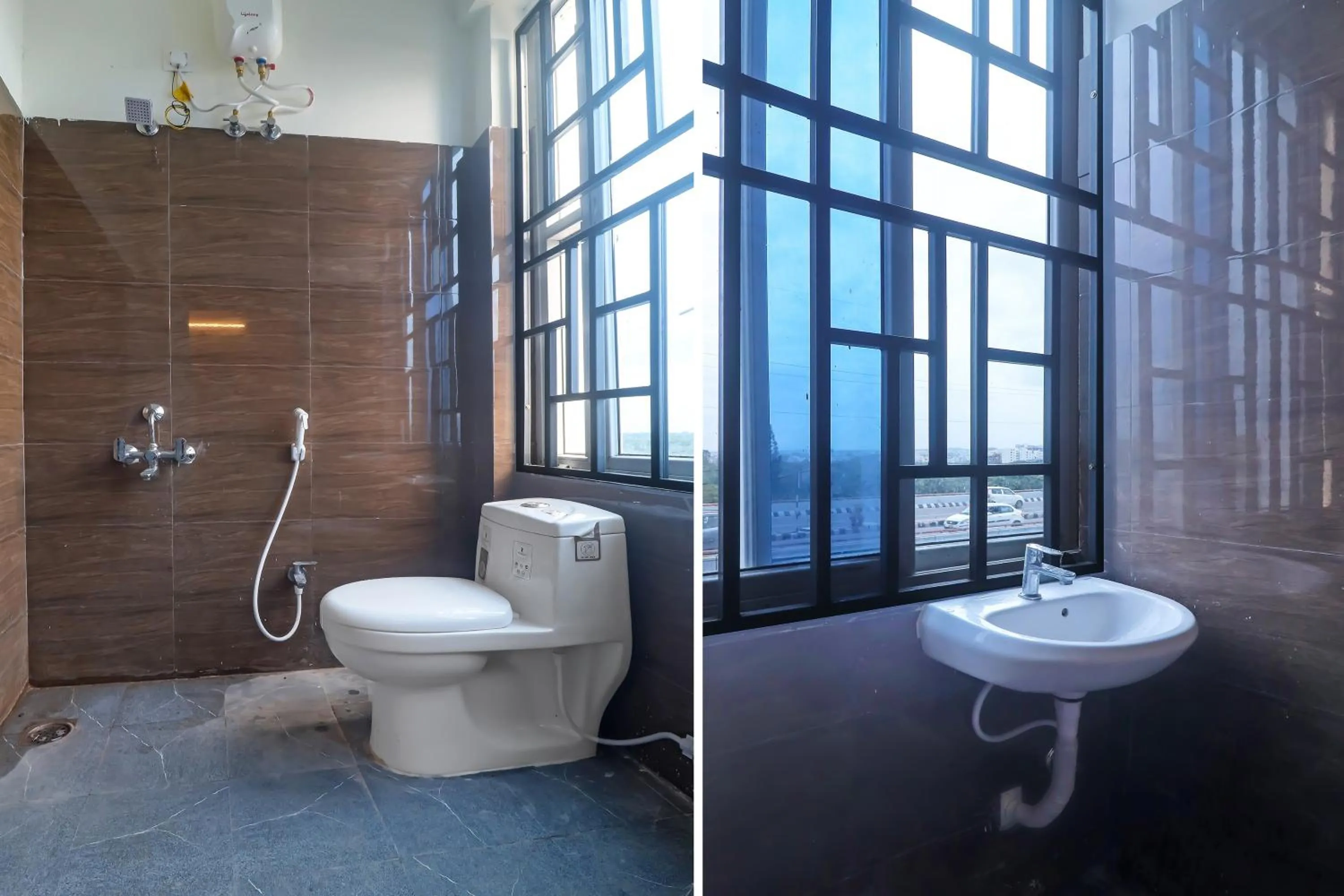 Bathroom in Hotel O Ragas Inn