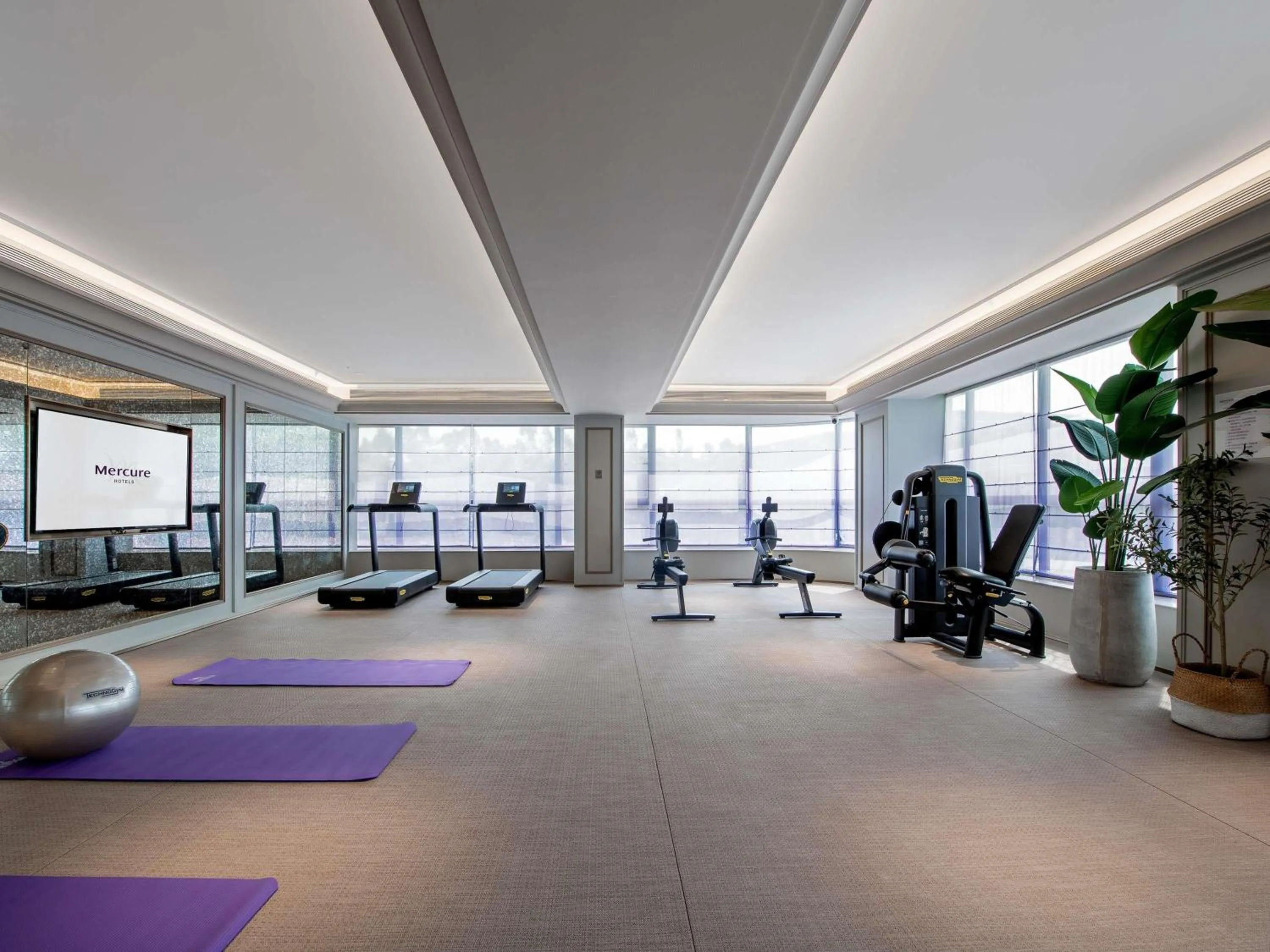 Fitness centre/facilities in Mercure Guangzhou Baiyun International Airport - Airport Free Shuttle Bus