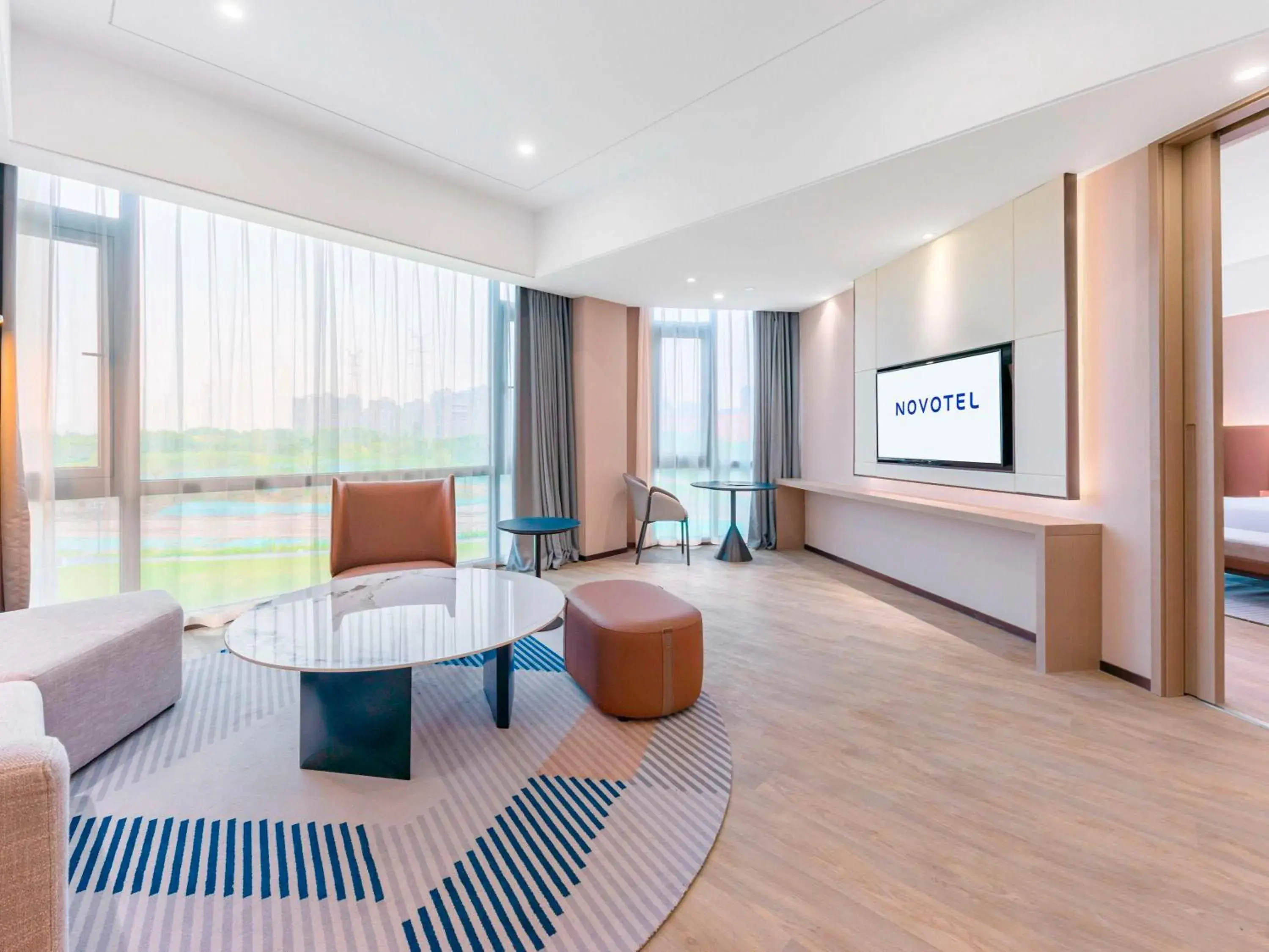 Deluxe Superior King Suite in Novotel Nantong Development Zone Deluxe Superior King Suite in Novotel Nantong Development Zone