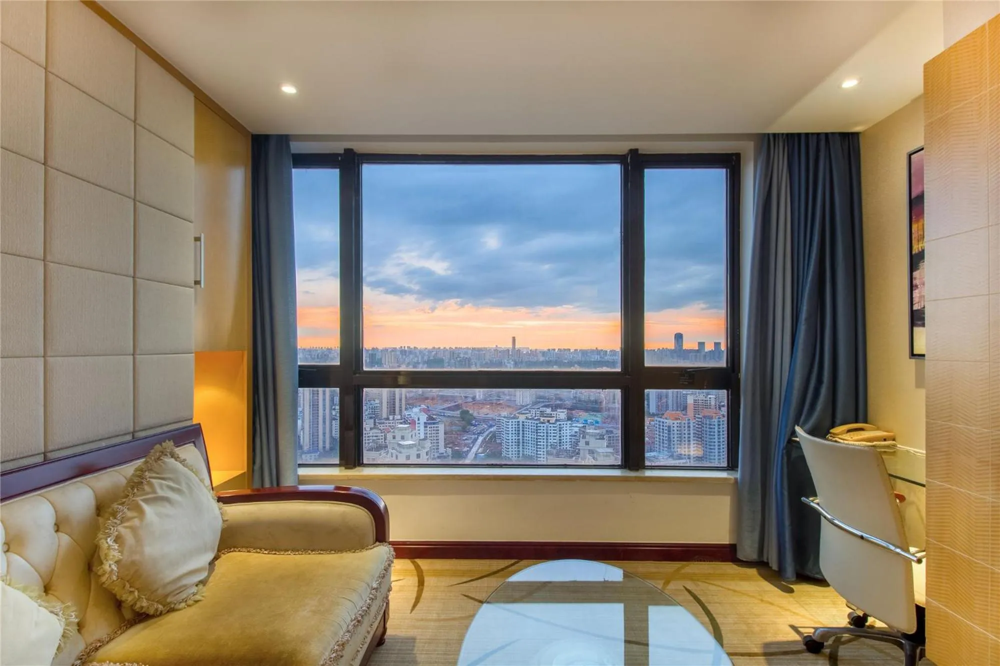 City view in Haikou Mingguang Shengyi Hotel