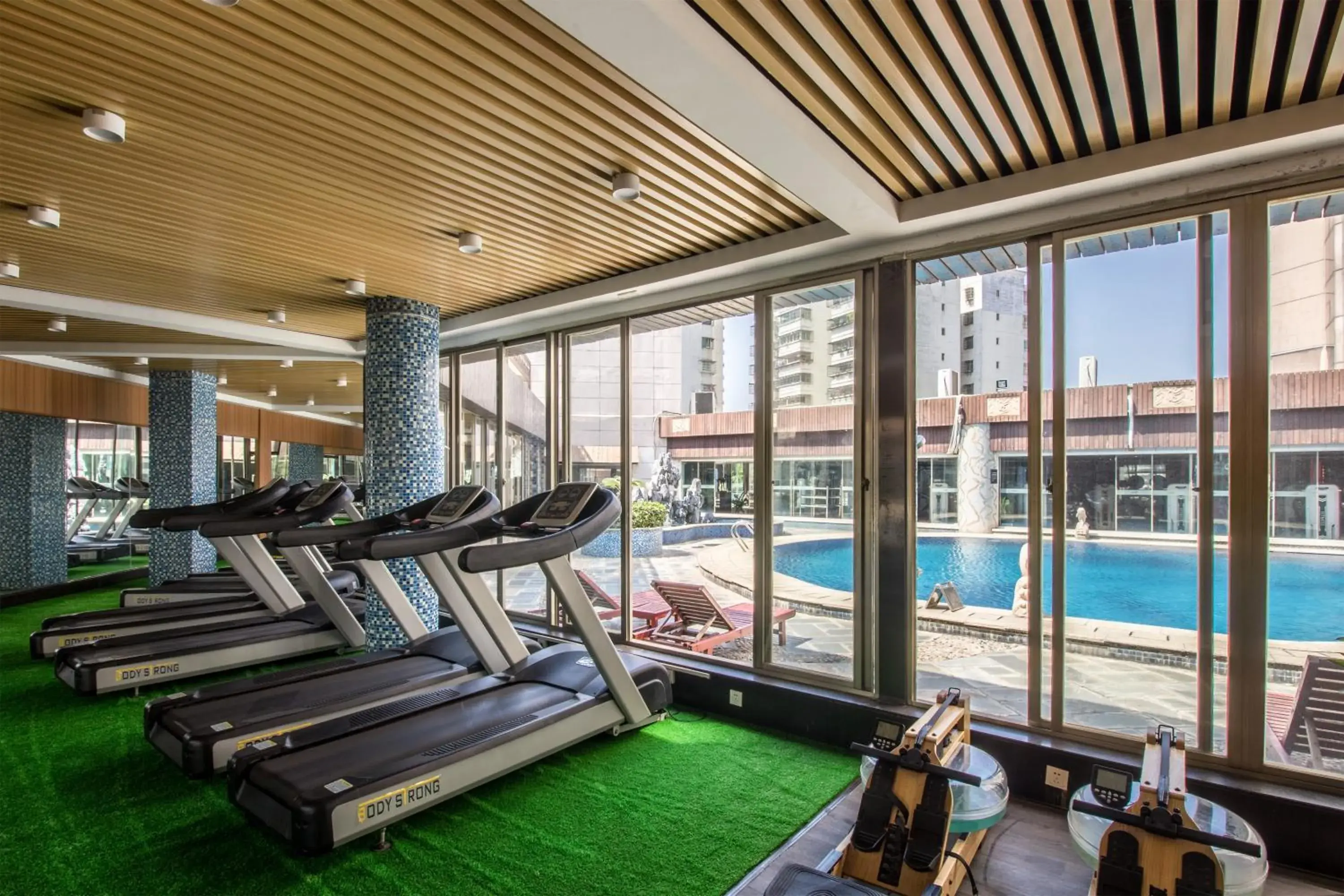 Fitness centre/facilities in Haikou Mingguang Shengyi Hotel (Previous Mingguang International Hotel) Fitness centre/facilities in Haikou Mingguang Shengyi Hotel (Previous Mingguang International Hotel)